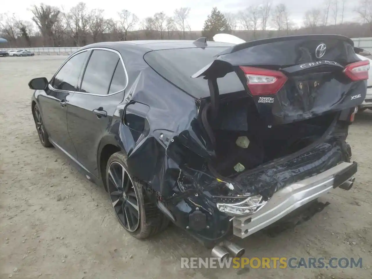 3 Photograph of a damaged car 4T1B61HK6KU235111 TOYOTA CAMRY 2019