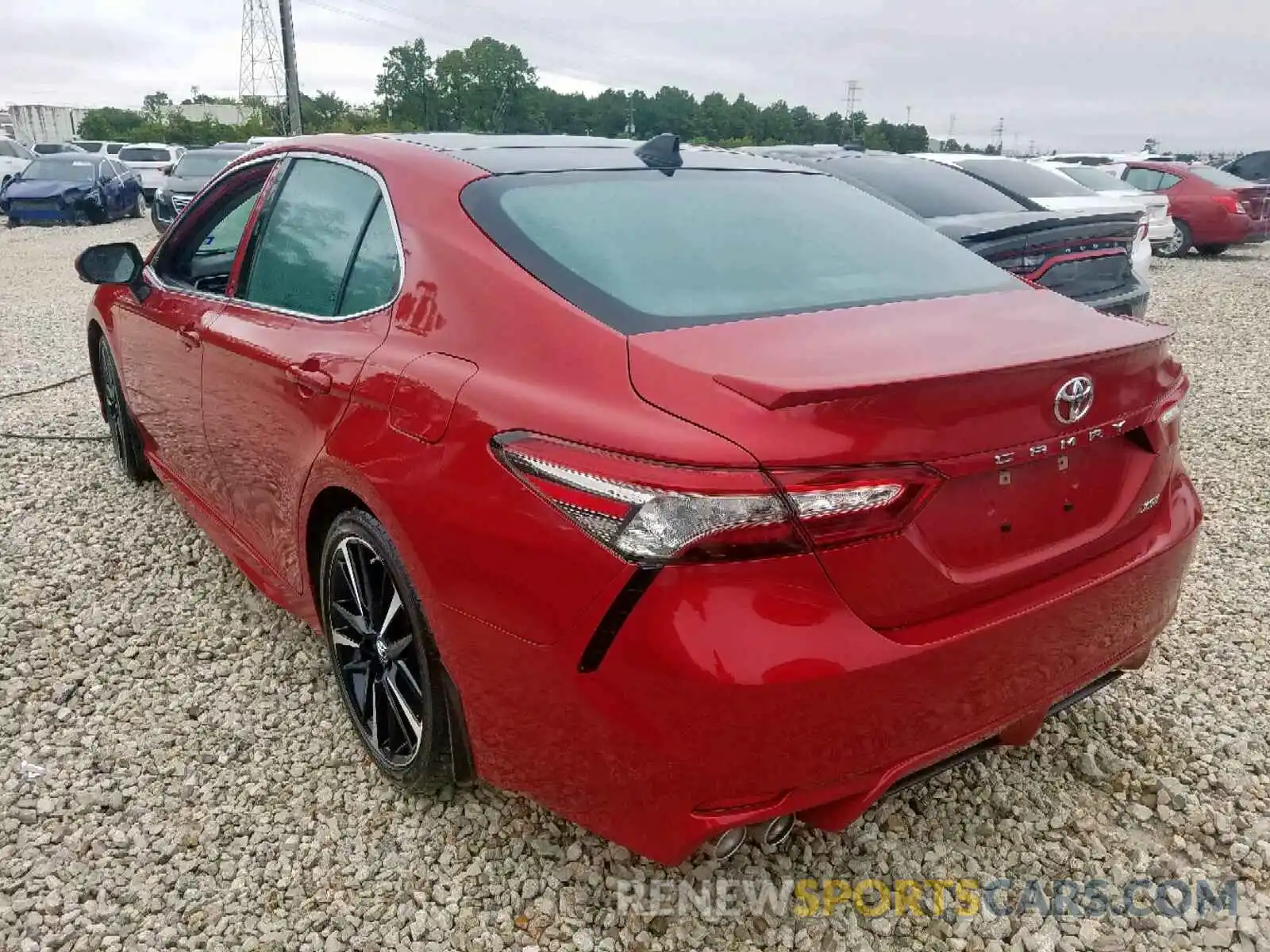 3 Photograph of a damaged car 4T1B61HK6KU255116 TOYOTA CAMRY 2019