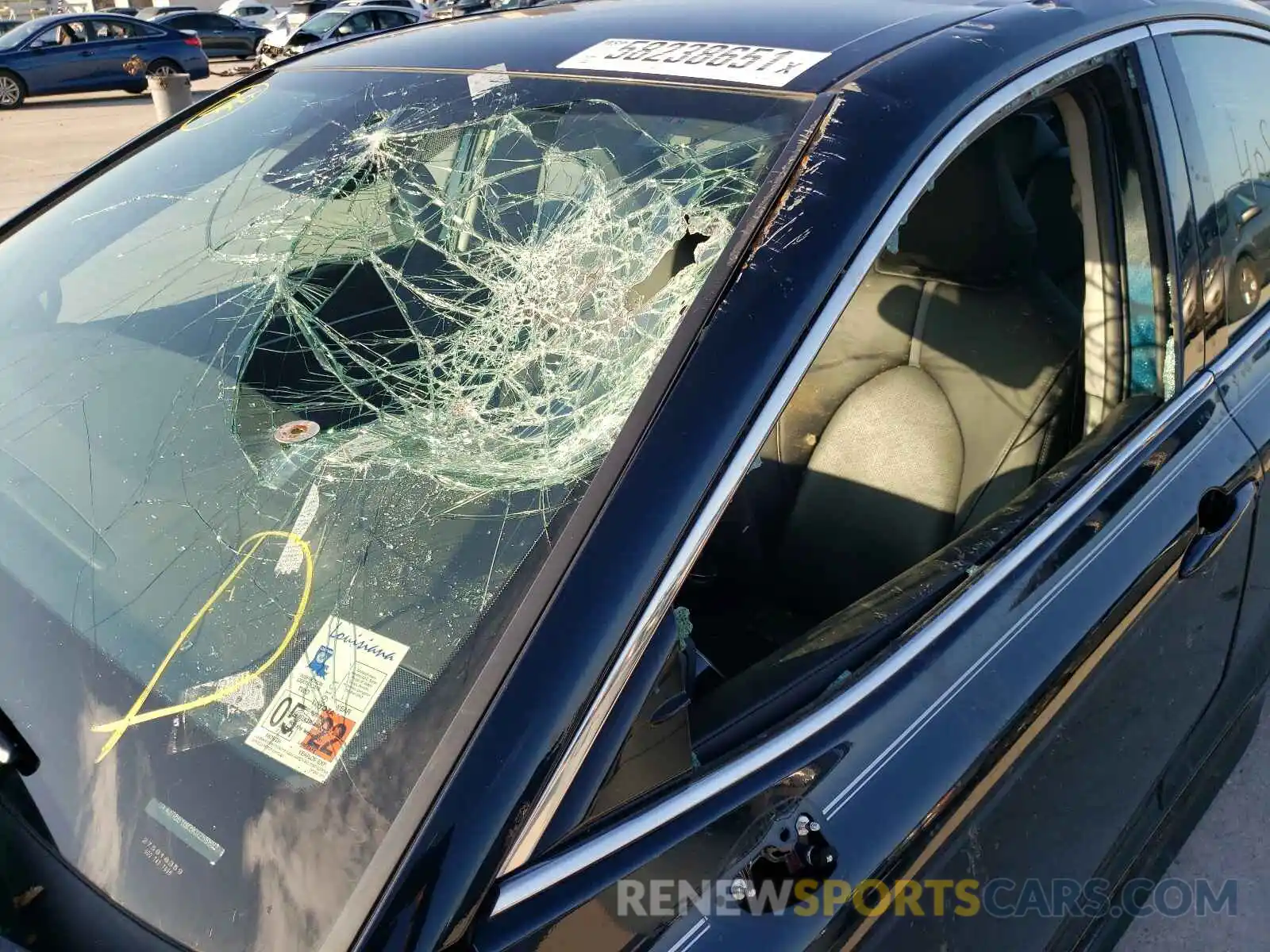 9 Photograph of a damaged car 4T1B61HK6KU258887 TOYOTA CAMRY 2019