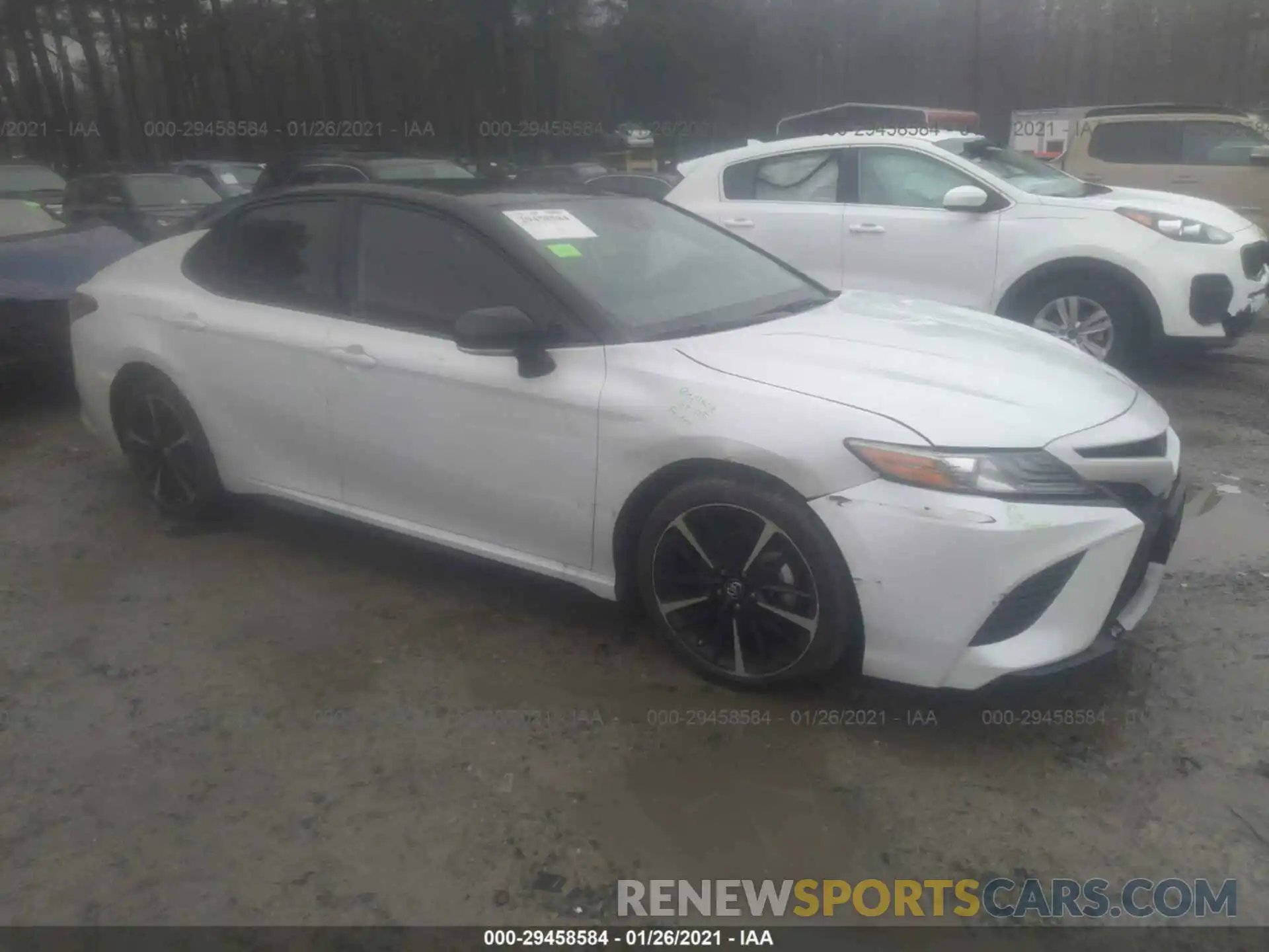 1 Photograph of a damaged car 4T1B61HK6KU263278 TOYOTA CAMRY 2019