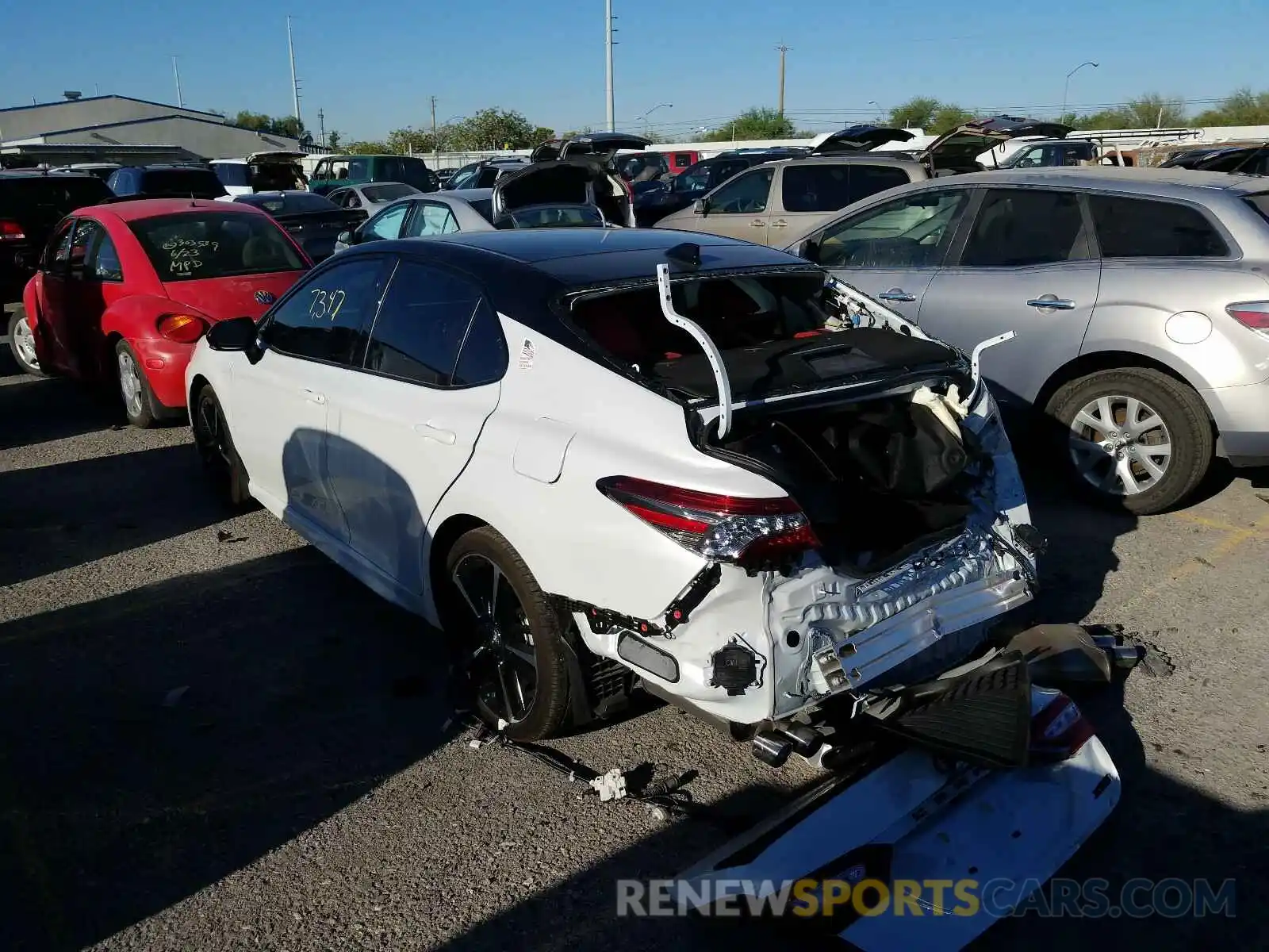 3 Photograph of a damaged car 4T1B61HK6KU280548 TOYOTA CAMRY 2019