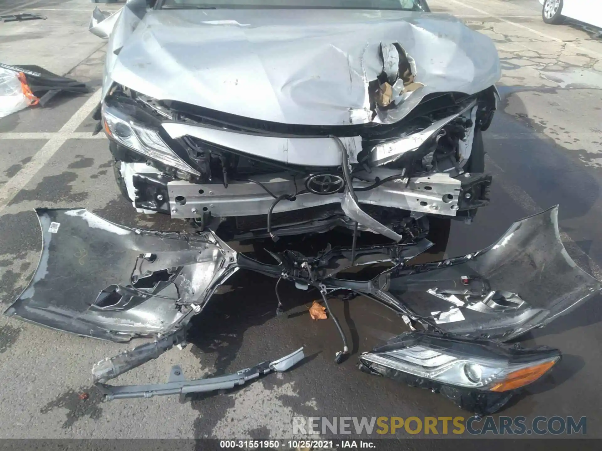 6 Photograph of a damaged car 4T1B61HK6KU288858 TOYOTA CAMRY 2019