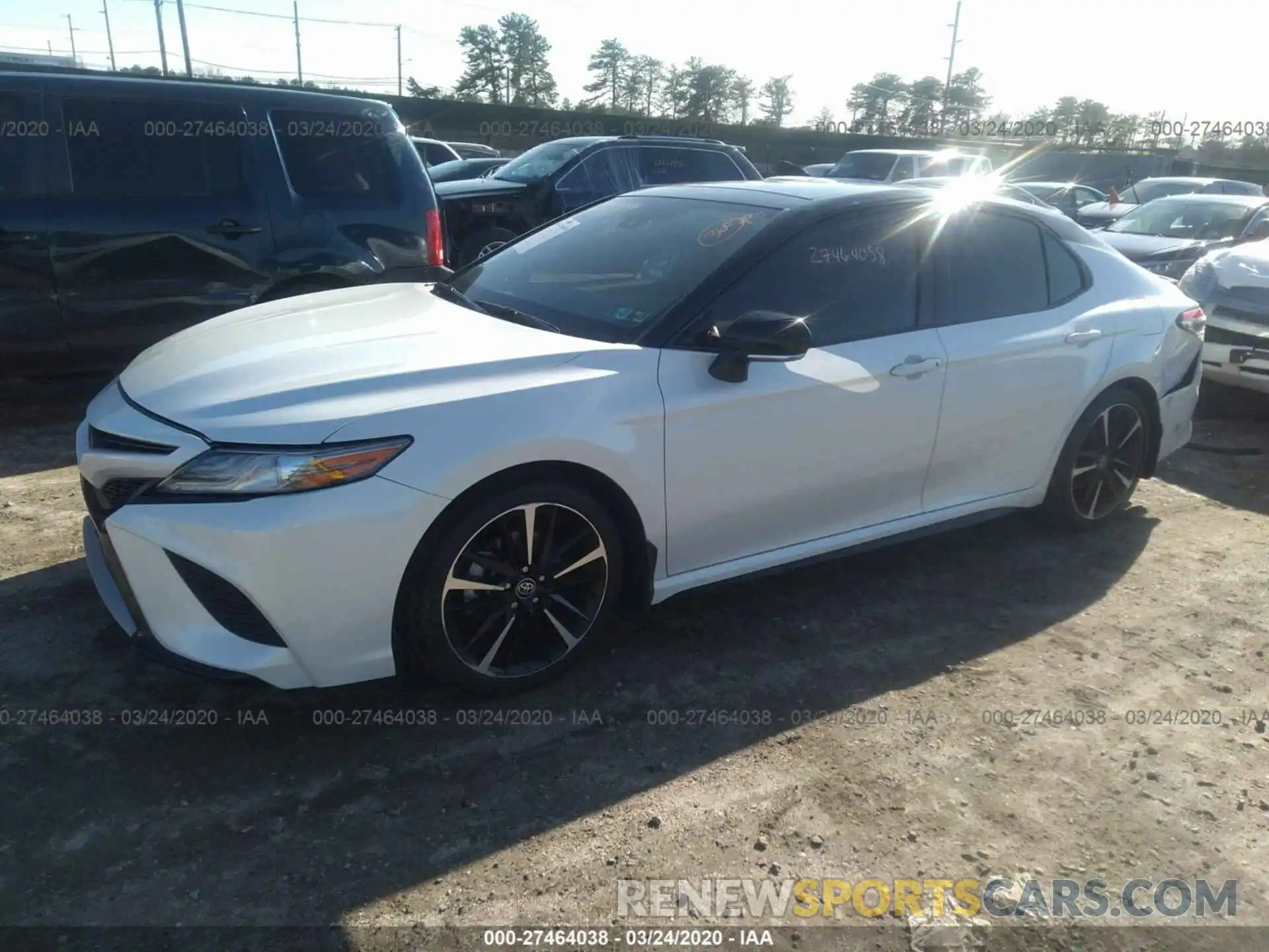 2 Photograph of a damaged car 4T1B61HK6KU293316 TOYOTA CAMRY 2019