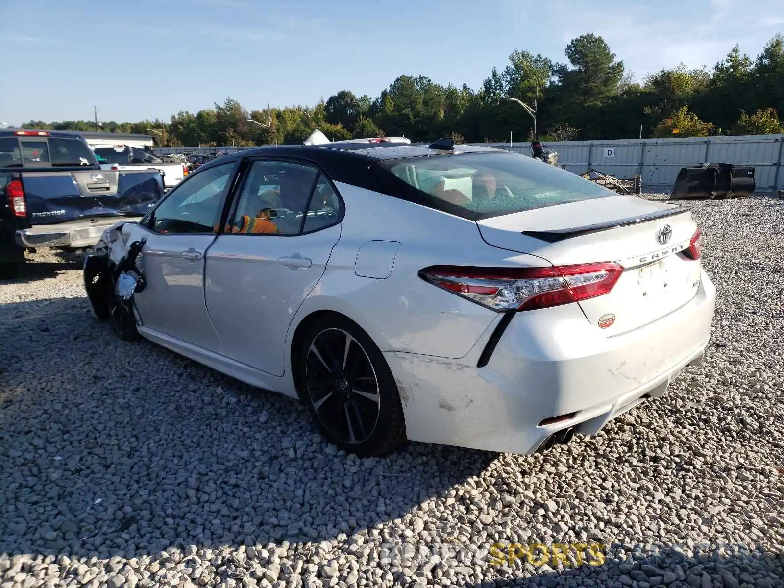 3 Photograph of a damaged car 4T1B61HK6KU298208 TOYOTA CAMRY 2019