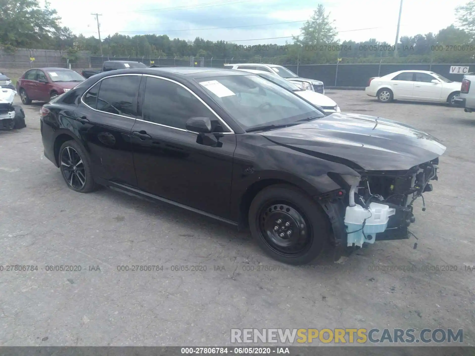 1 Photograph of a damaged car 4T1B61HK6KU699239 TOYOTA CAMRY 2019