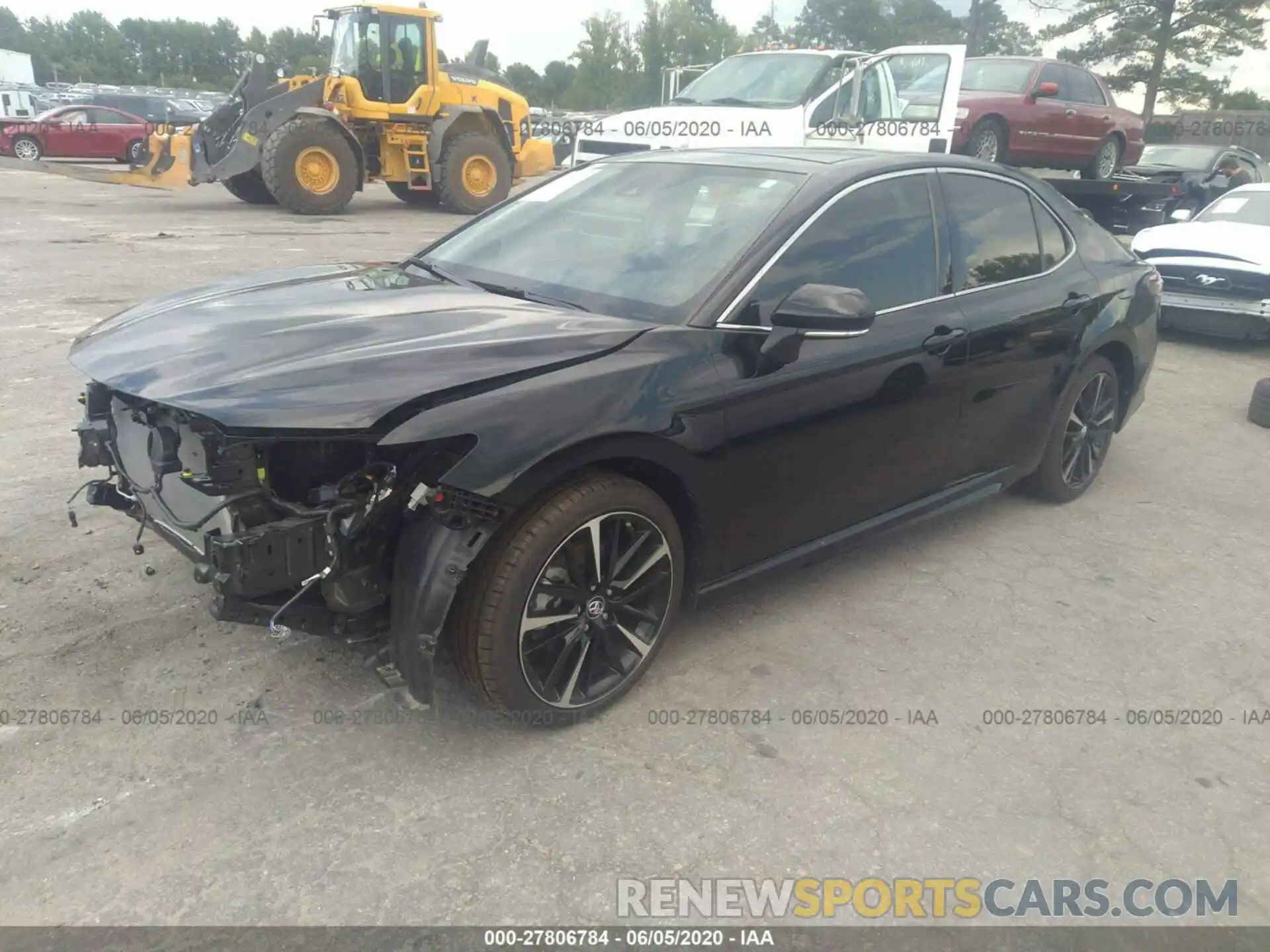 2 Photograph of a damaged car 4T1B61HK6KU699239 TOYOTA CAMRY 2019