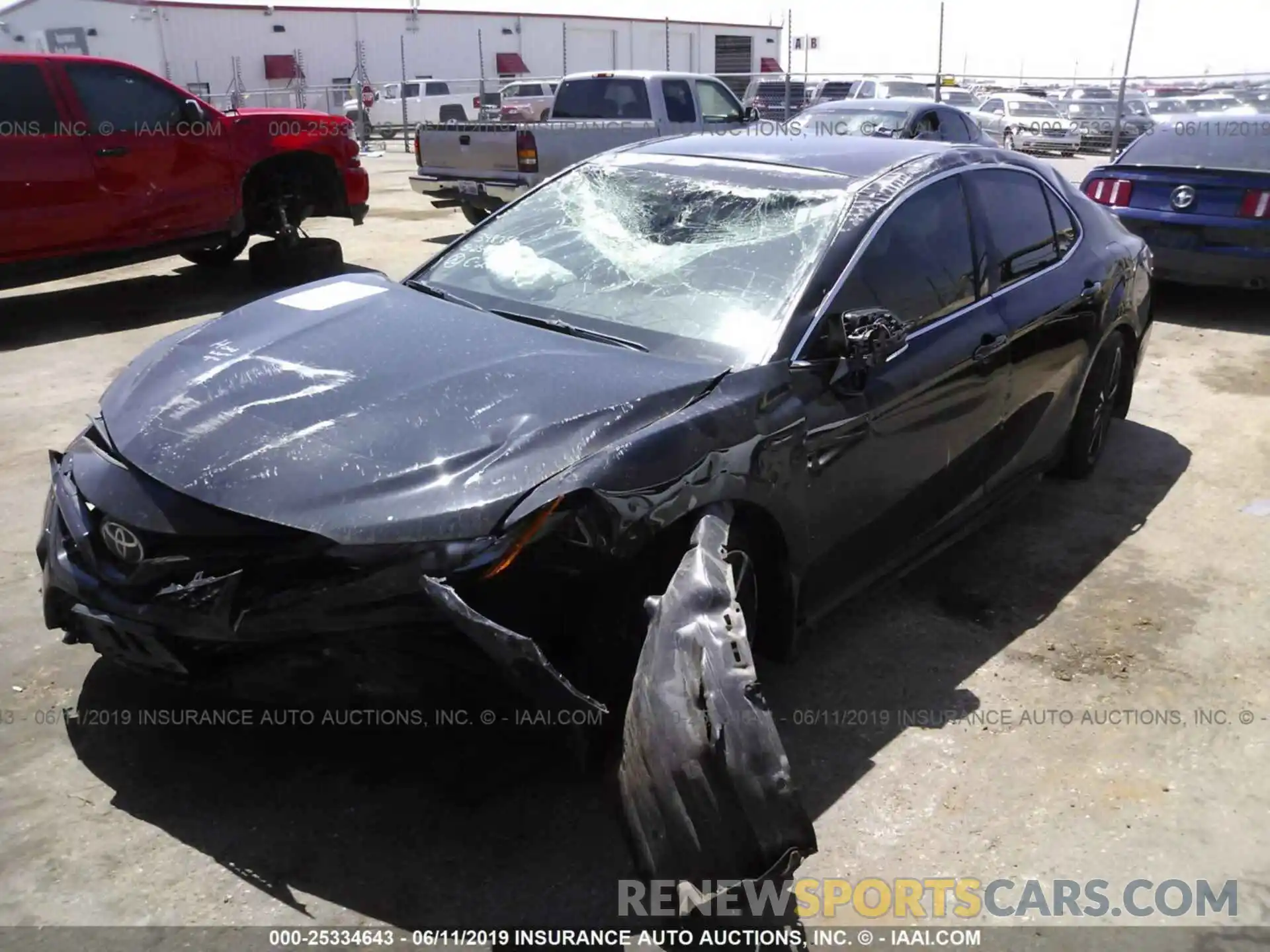 2 Photograph of a damaged car 4T1B61HK6KU708019 TOYOTA CAMRY 2019