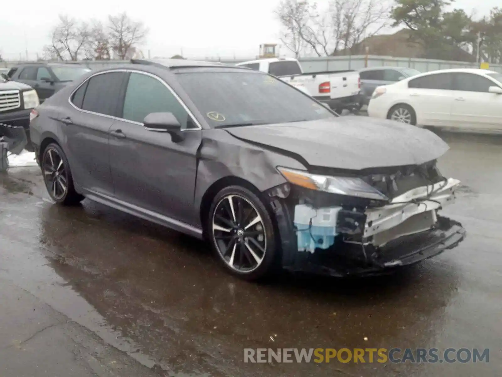 1 Photograph of a damaged car 4T1B61HK6KU711454 TOYOTA CAMRY 2019