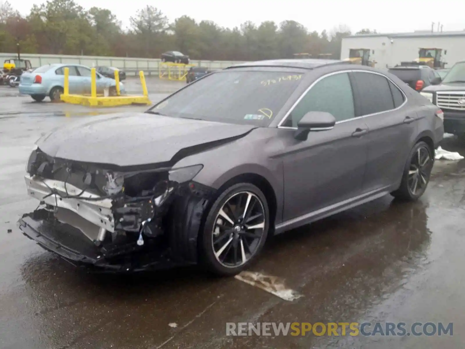 2 Photograph of a damaged car 4T1B61HK6KU711454 TOYOTA CAMRY 2019