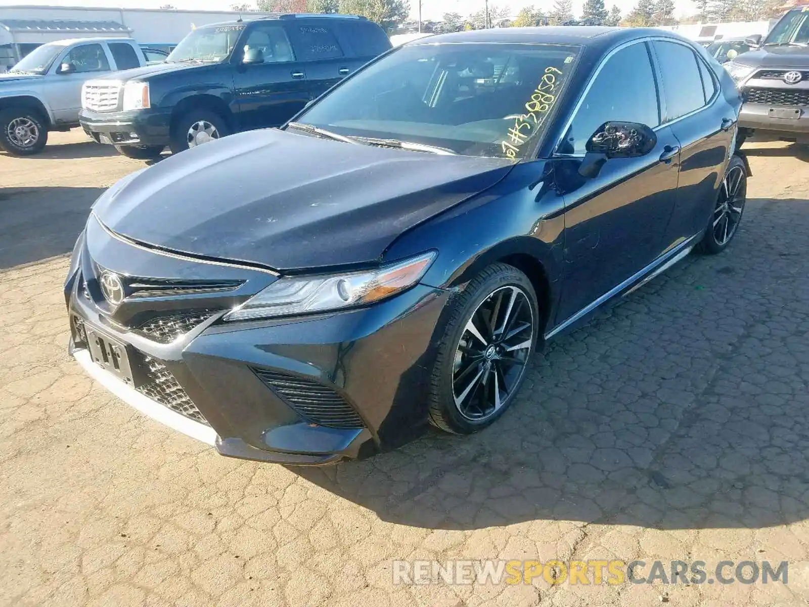 2 Photograph of a damaged car 4T1B61HK6KU716752 TOYOTA CAMRY 2019