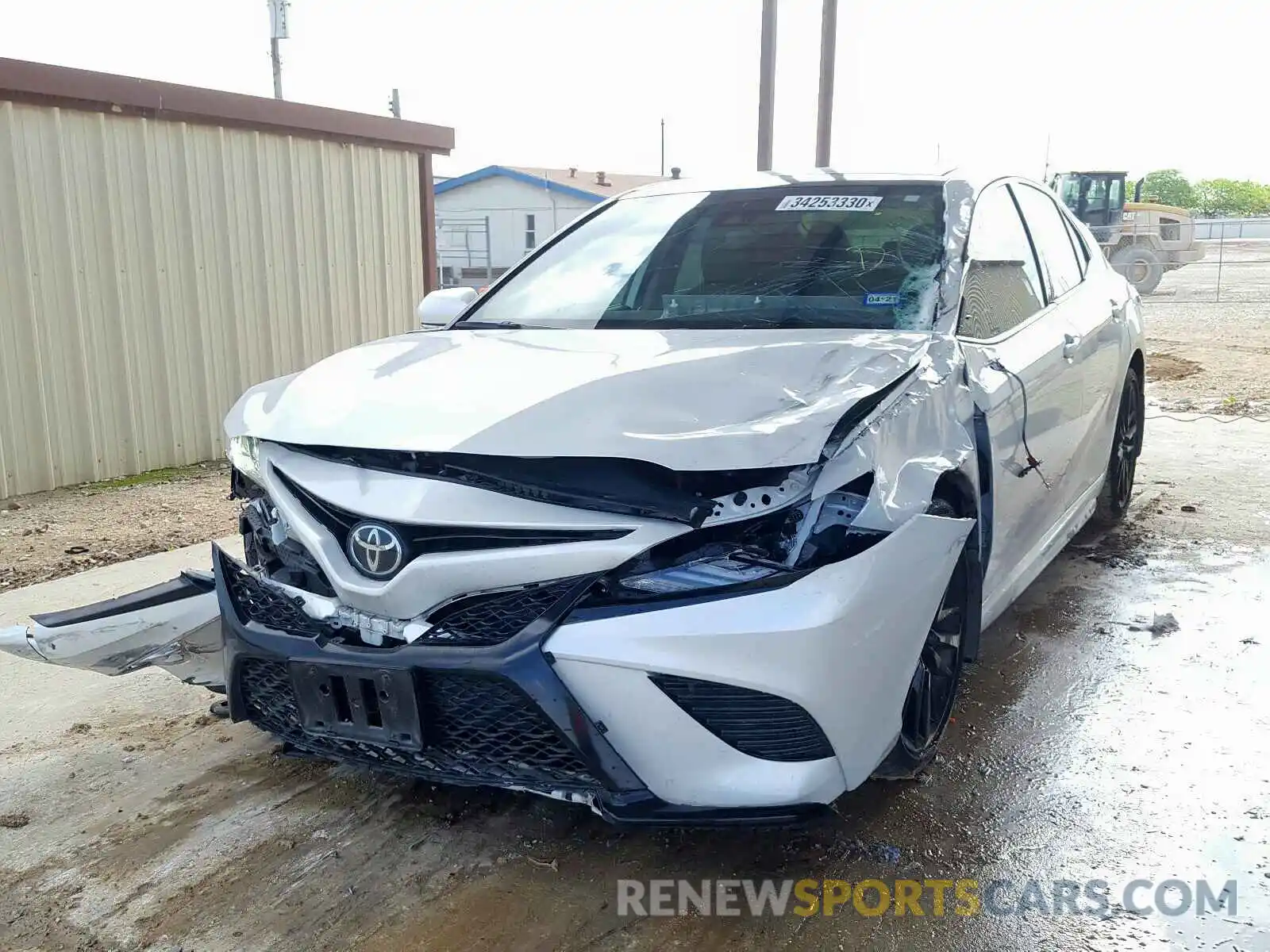 2 Photograph of a damaged car 4T1B61HK6KU775235 TOYOTA CAMRY 2019