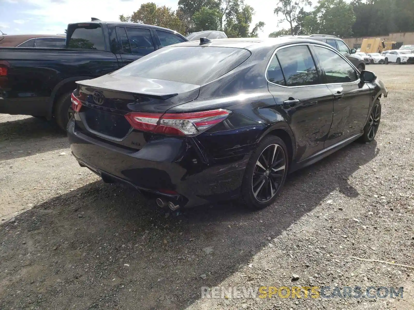 4 Photograph of a damaged car 4T1B61HK6KU796778 TOYOTA CAMRY 2019