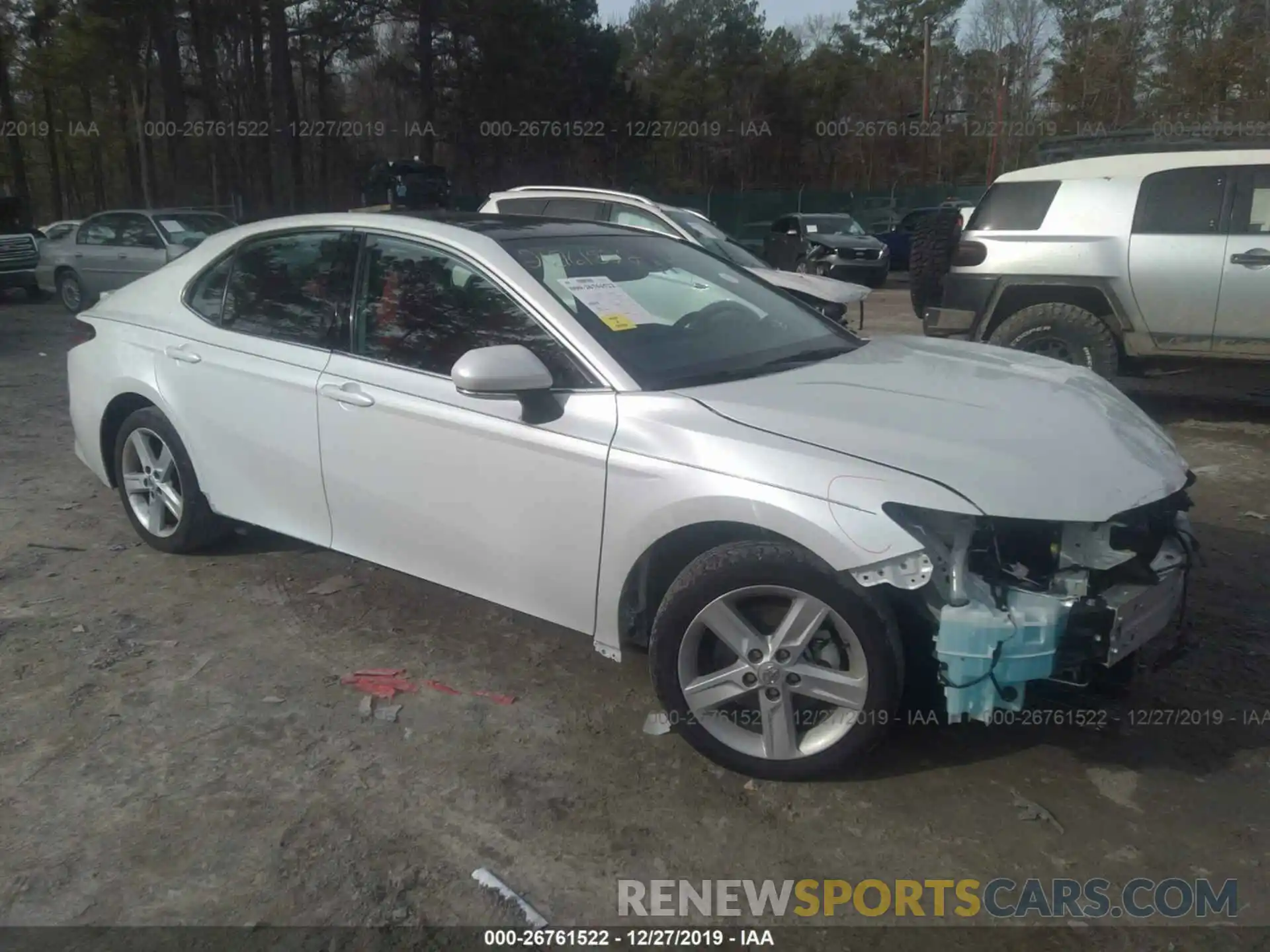 1 Photograph of a damaged car 4T1B61HK6KU804927 TOYOTA CAMRY 2019