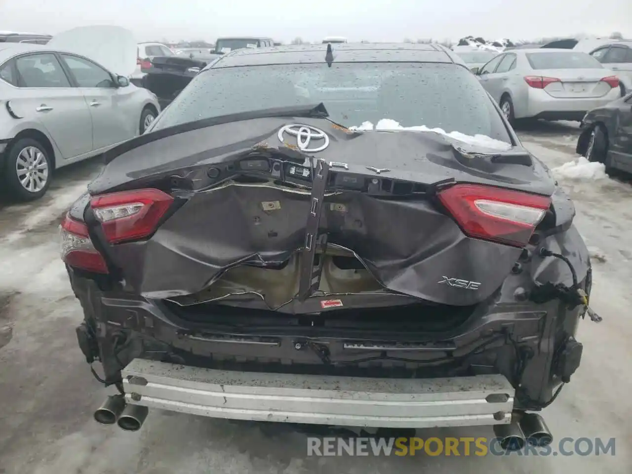 6 Photograph of a damaged car 4T1B61HK6KU806242 TOYOTA CAMRY 2019