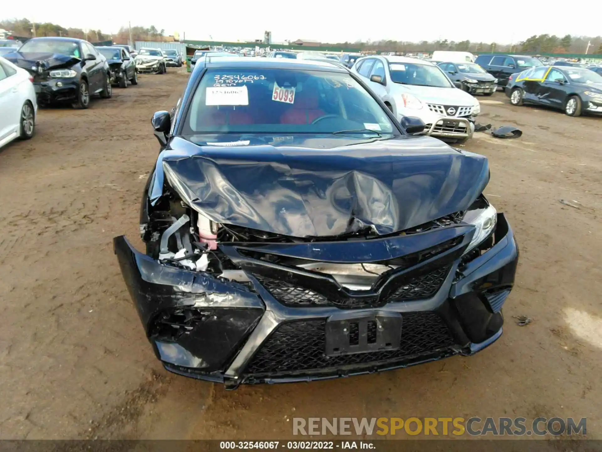 6 Photograph of a damaged car 4T1B61HK6KU818035 TOYOTA CAMRY 2019