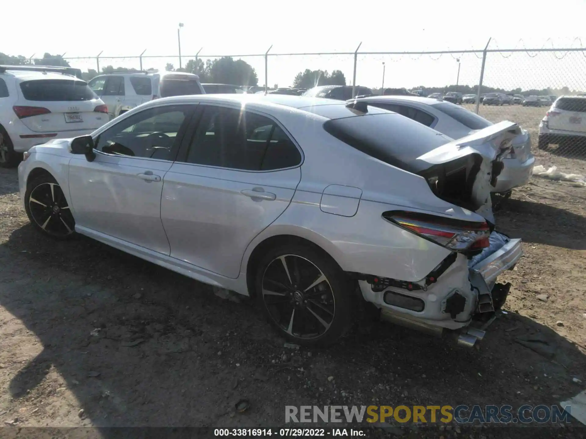 3 Photograph of a damaged car 4T1B61HK6KU826751 TOYOTA CAMRY 2019