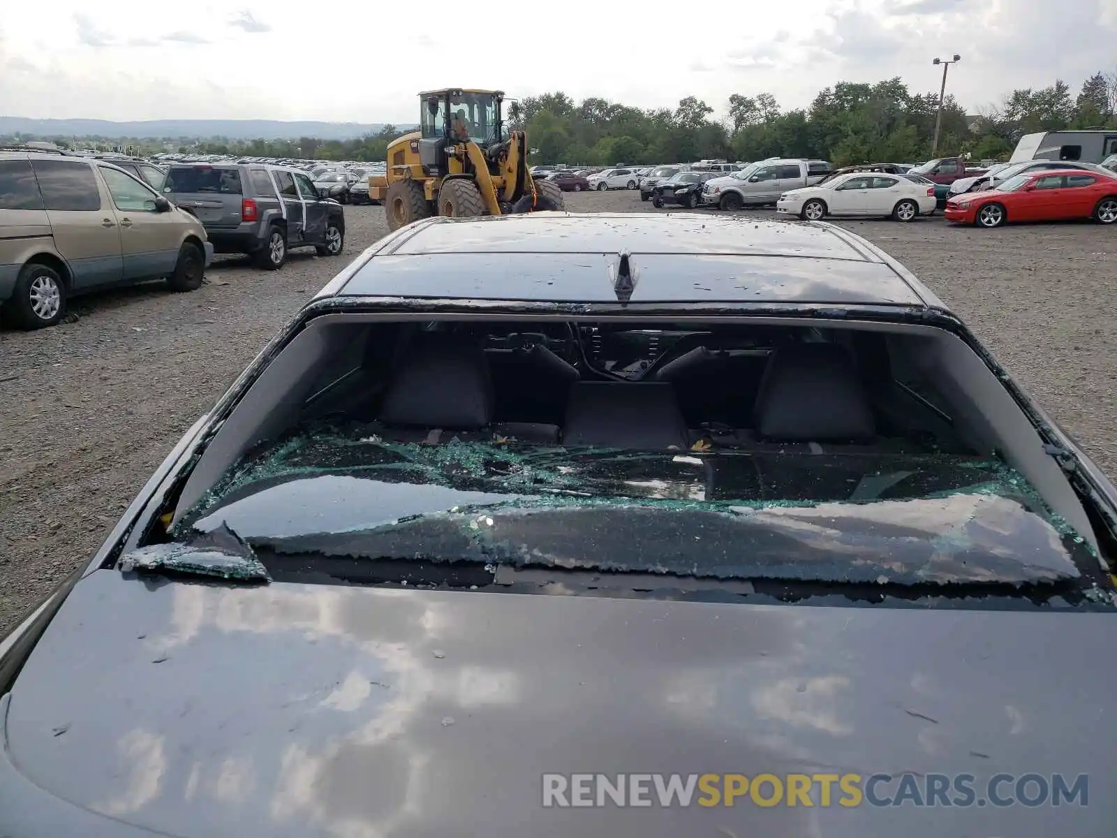 9 Photograph of a damaged car 4T1B61HK6KU827723 TOYOTA CAMRY 2019