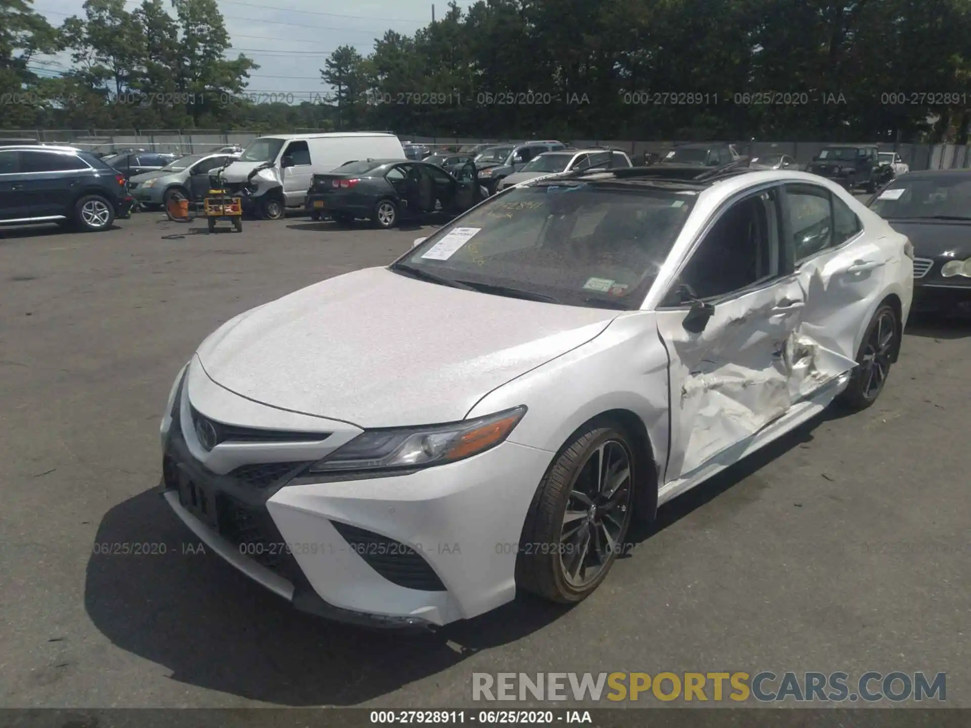 6 Photograph of a damaged car 4T1B61HK6KU836129 TOYOTA CAMRY 2019