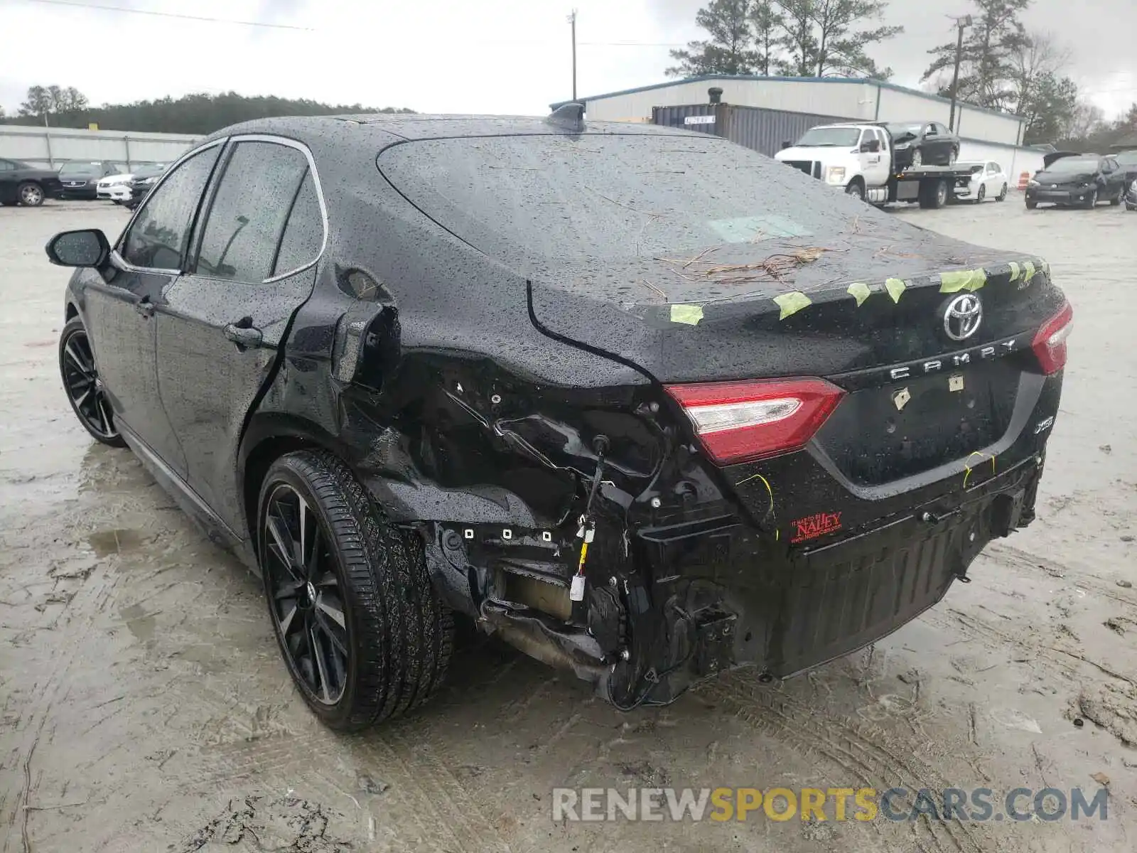 3 Photograph of a damaged car 4T1B61HK6KU842643 TOYOTA CAMRY 2019