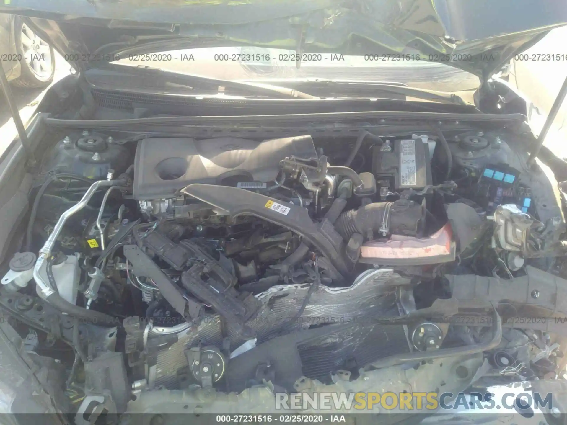 10 Photograph of a damaged car 4T1B61HK6KU855621 TOYOTA CAMRY 2019