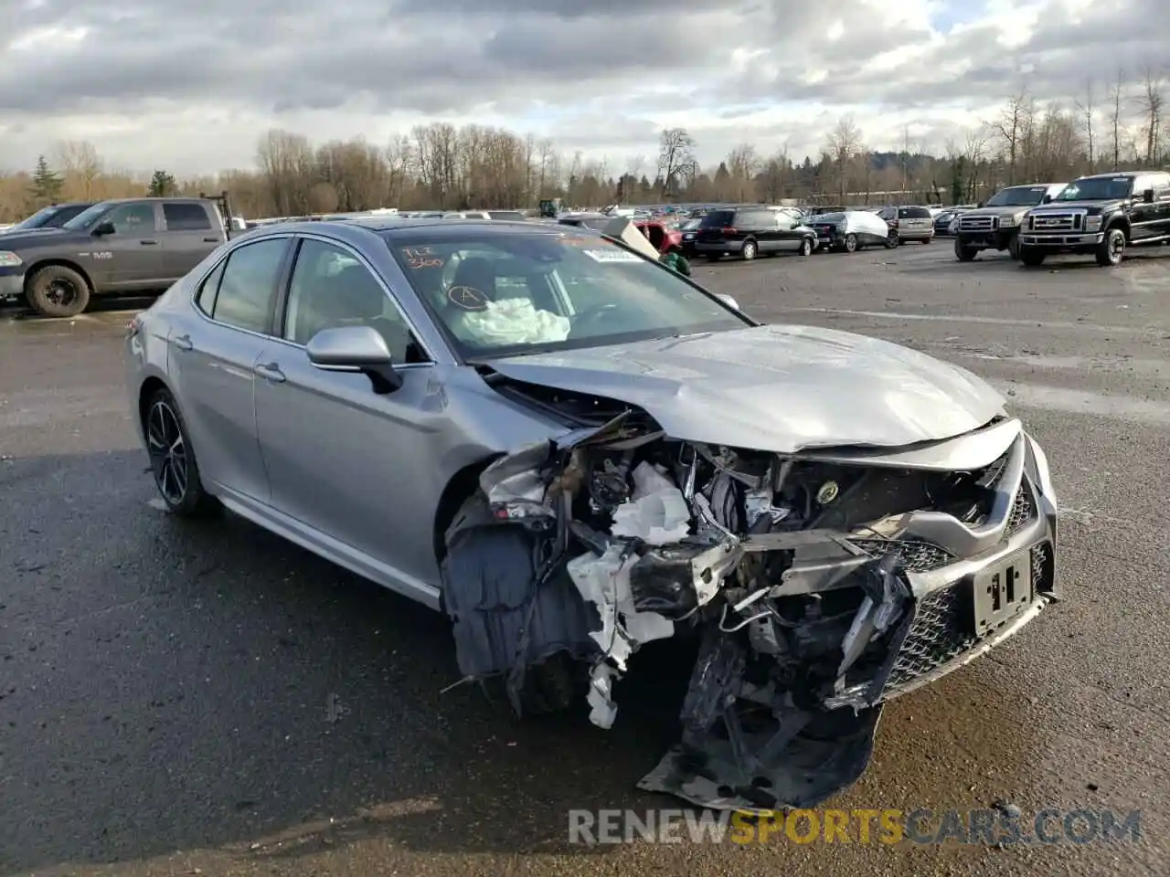 1 Photograph of a damaged car 4T1B61HK7KU161827 TOYOTA CAMRY 2019