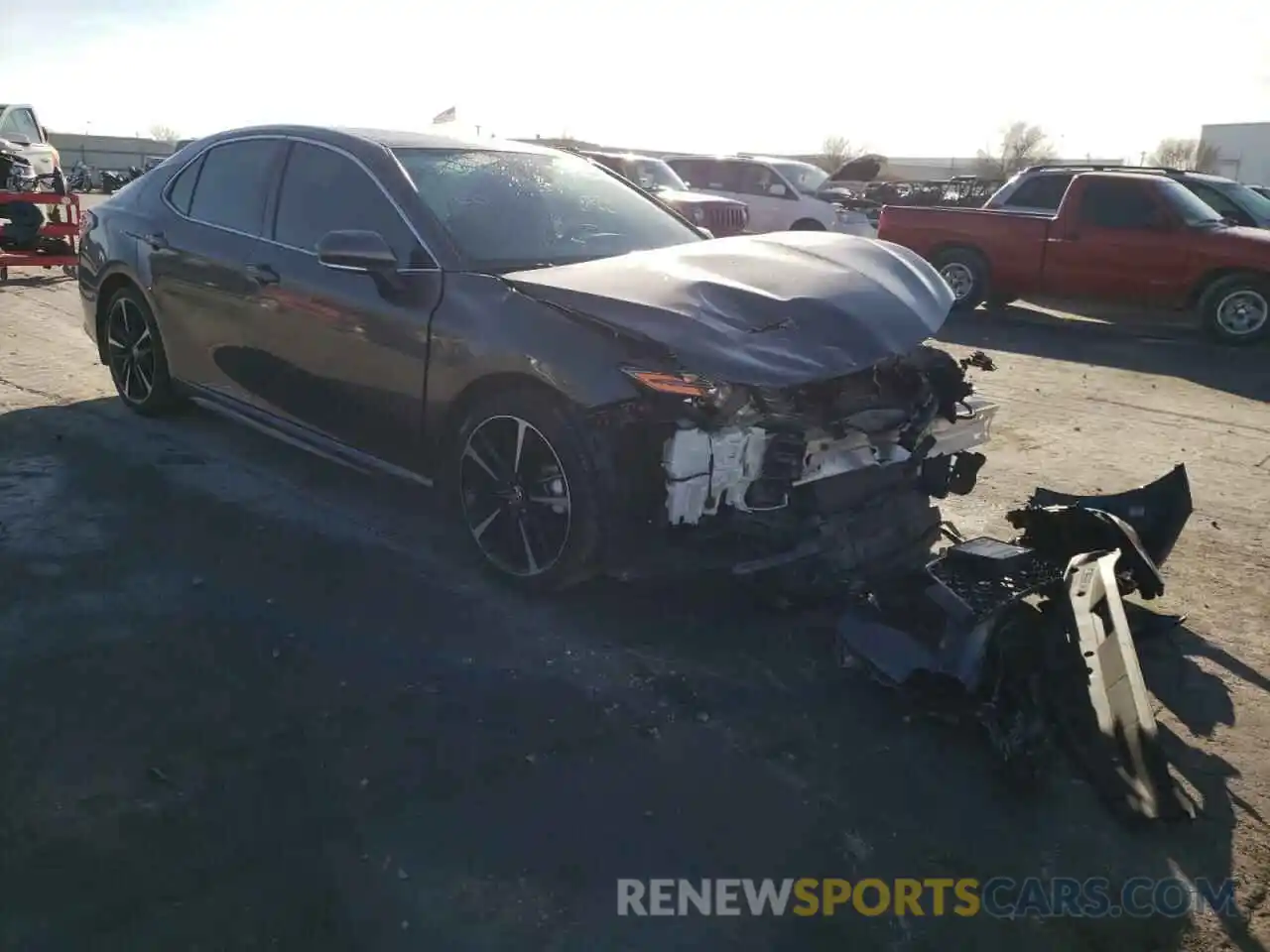 1 Photograph of a damaged car 4T1B61HK7KU163612 TOYOTA CAMRY 2019