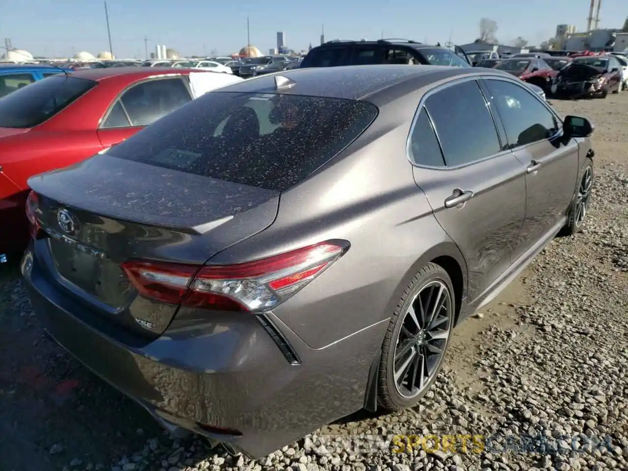 4 Photograph of a damaged car 4T1B61HK7KU163612 TOYOTA CAMRY 2019