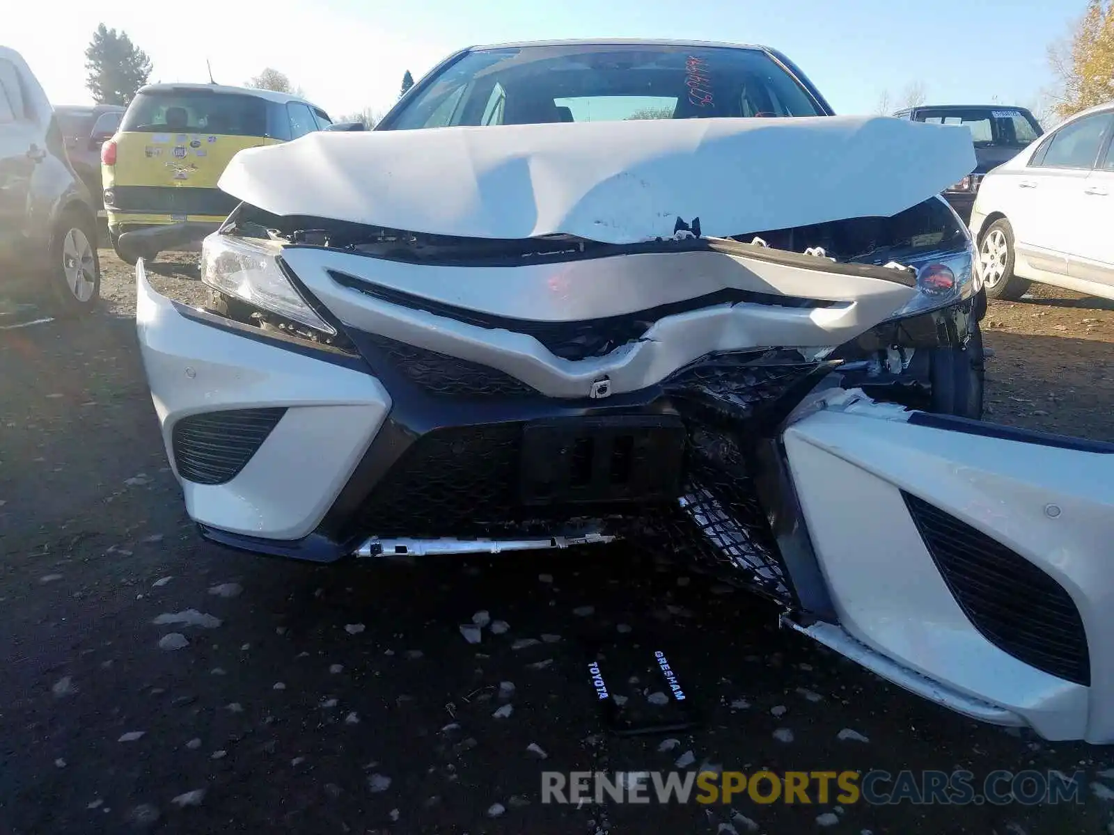 9 Photograph of a damaged car 4T1B61HK7KU168244 TOYOTA CAMRY 2019