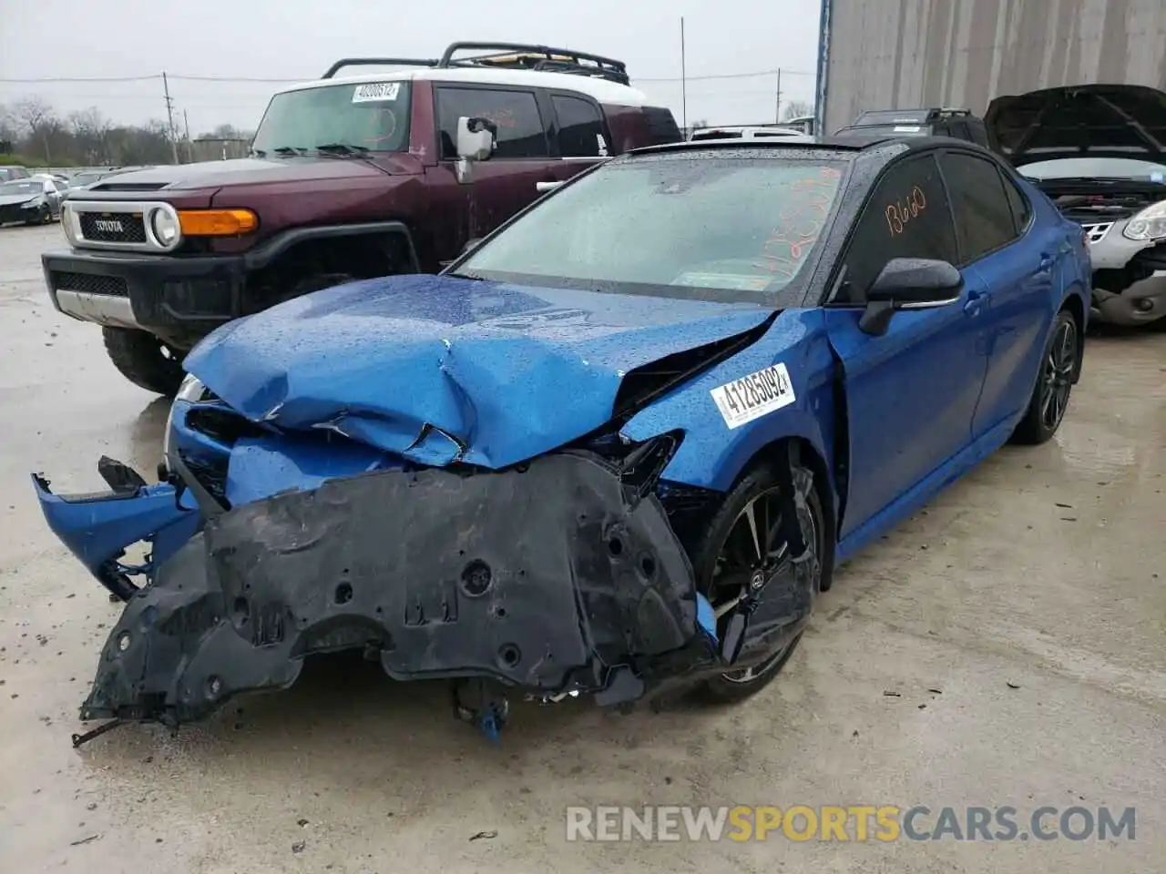 2 Photograph of a damaged car 4T1B61HK7KU175338 TOYOTA CAMRY 2019