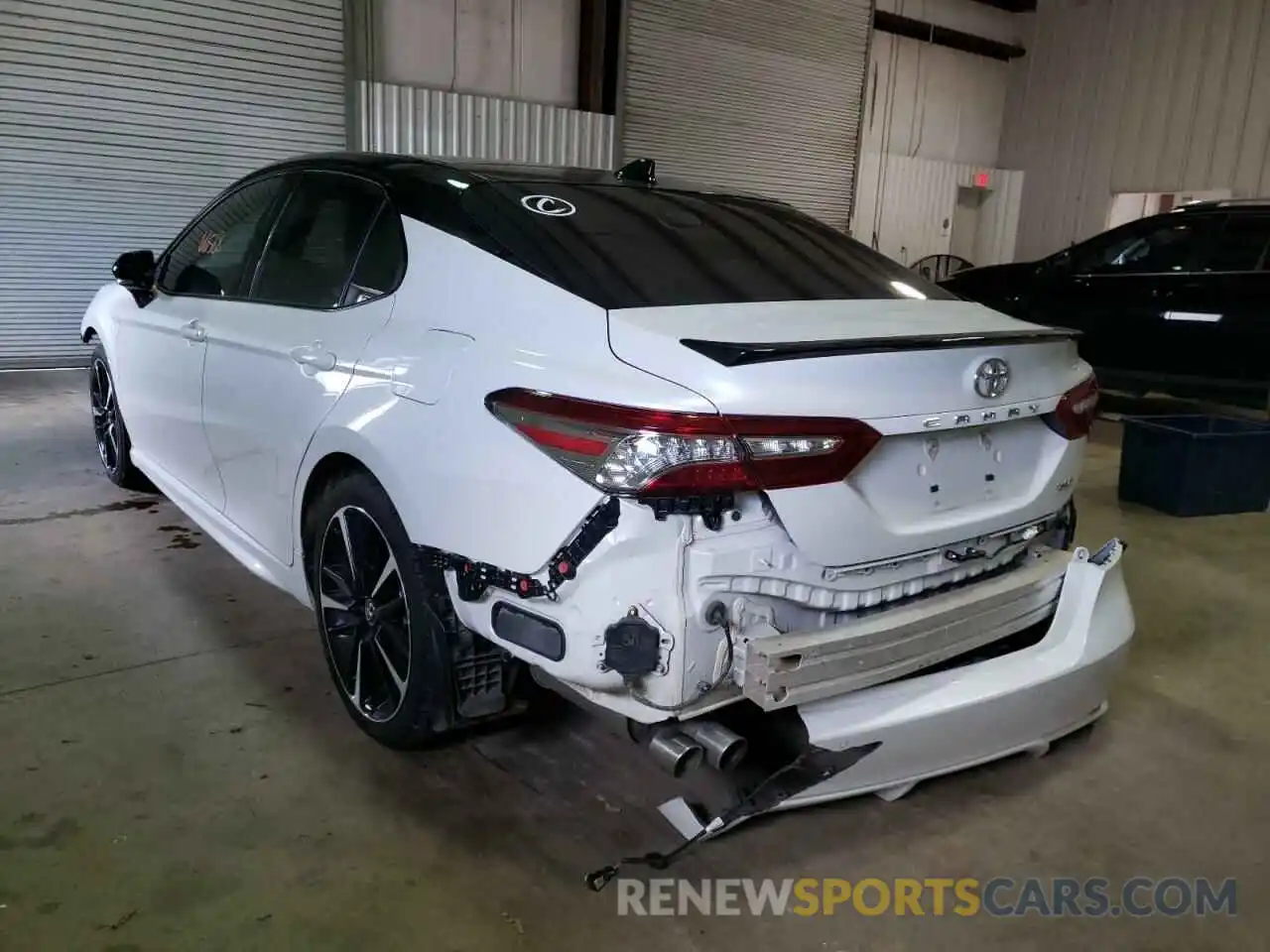 3 Photograph of a damaged car 4T1B61HK7KU183844 TOYOTA CAMRY 2019