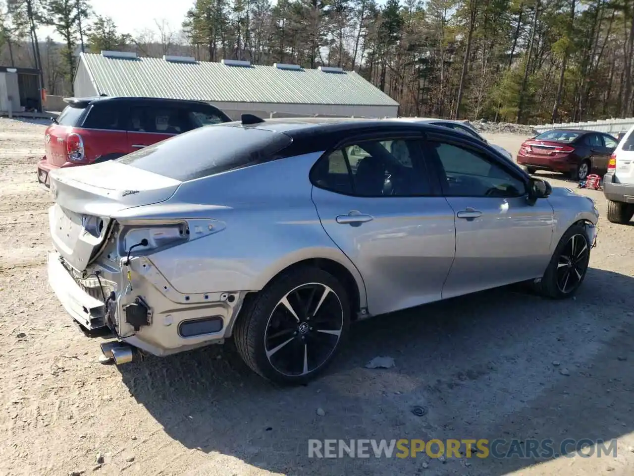 3 Photograph of a damaged car 4T1B61HK7KU198179 TOYOTA CAMRY 2019