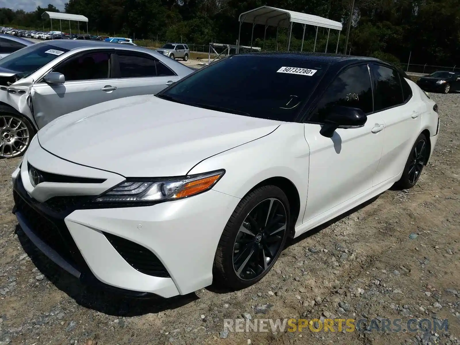 2 Photograph of a damaged car 4T1B61HK7KU206474 TOYOTA CAMRY 2019