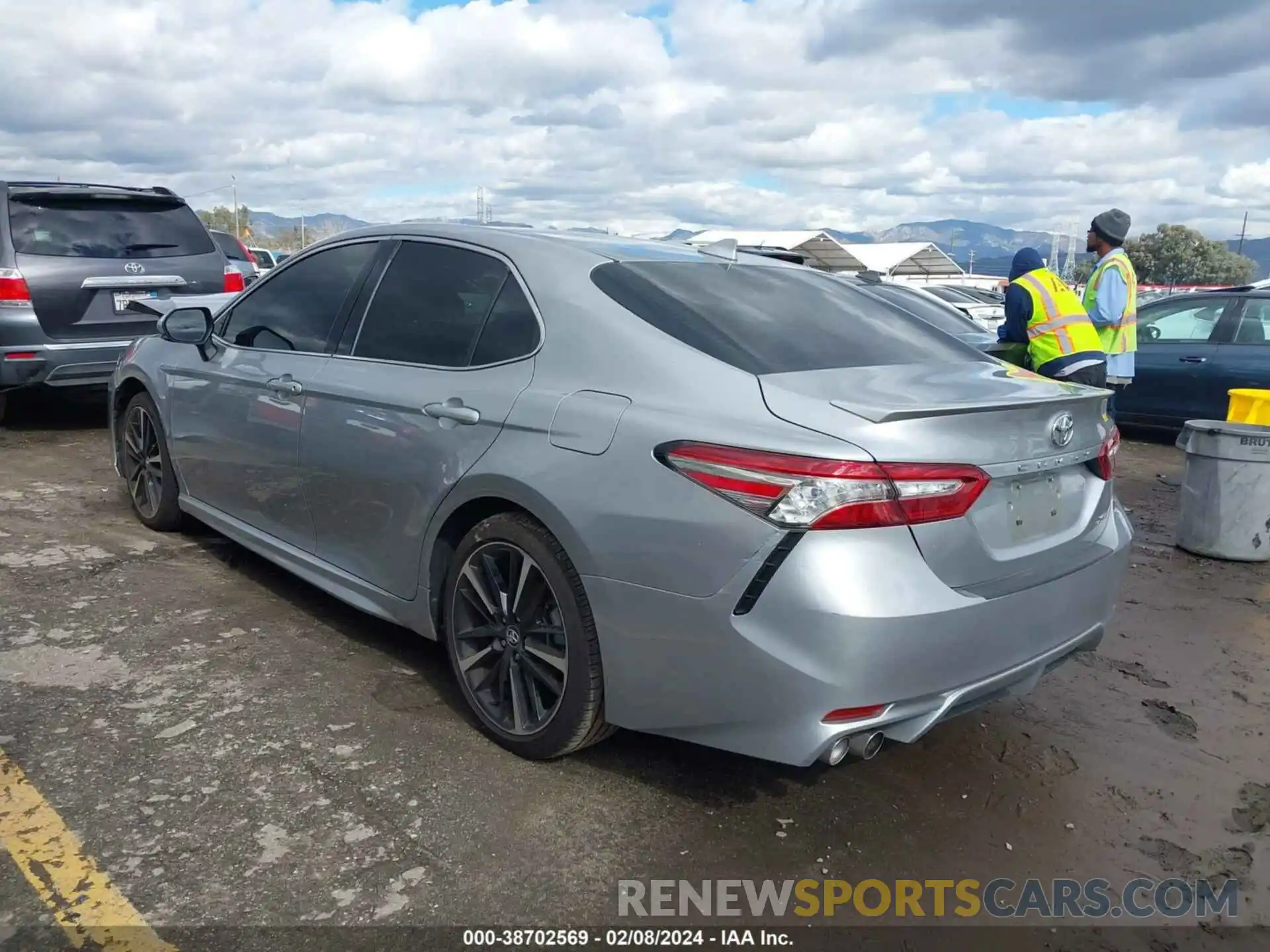 3 Photograph of a damaged car 4T1B61HK7KU207706 TOYOTA CAMRY 2019