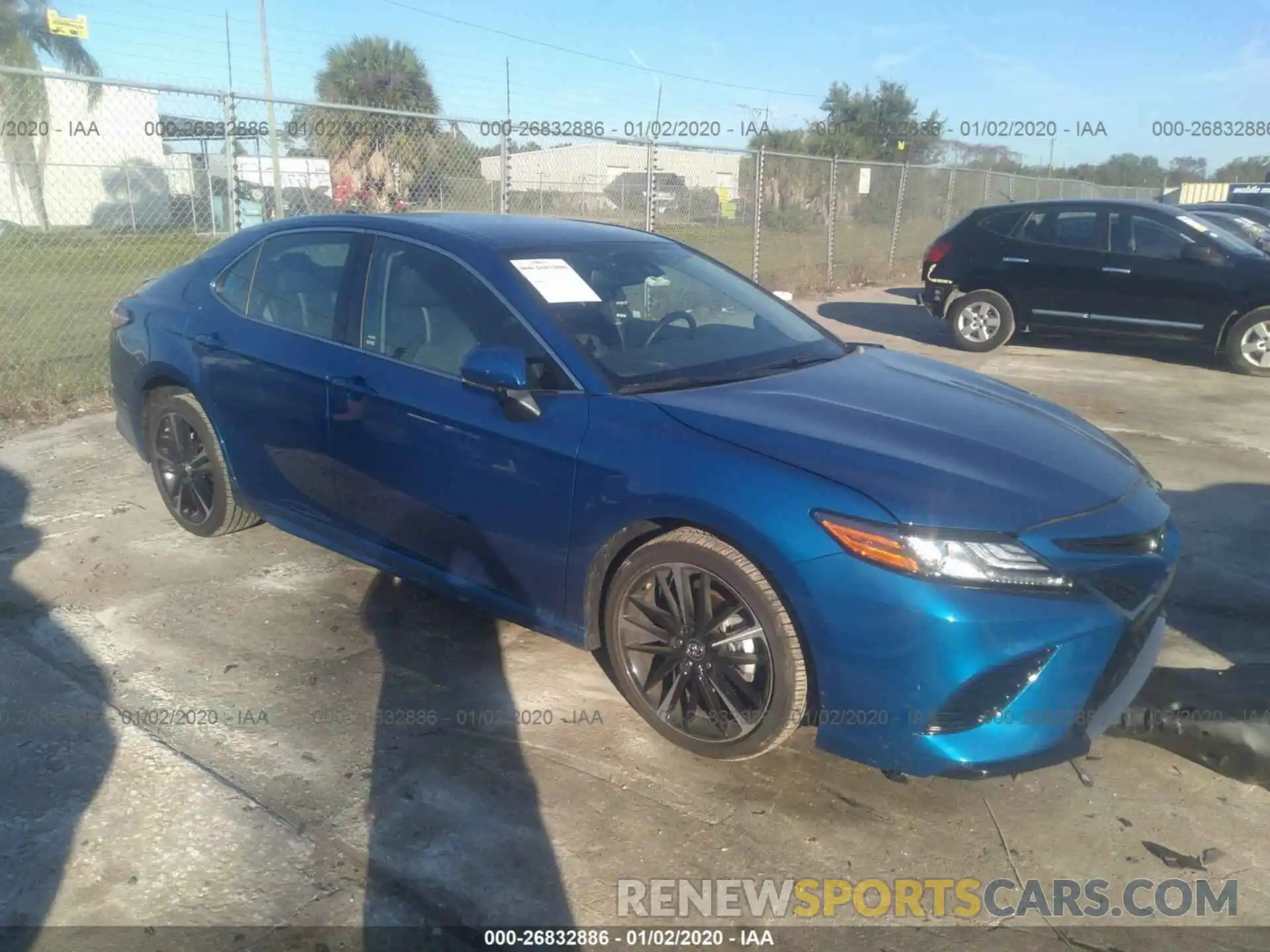 1 Photograph of a damaged car 4T1B61HK7KU212761 TOYOTA CAMRY 2019