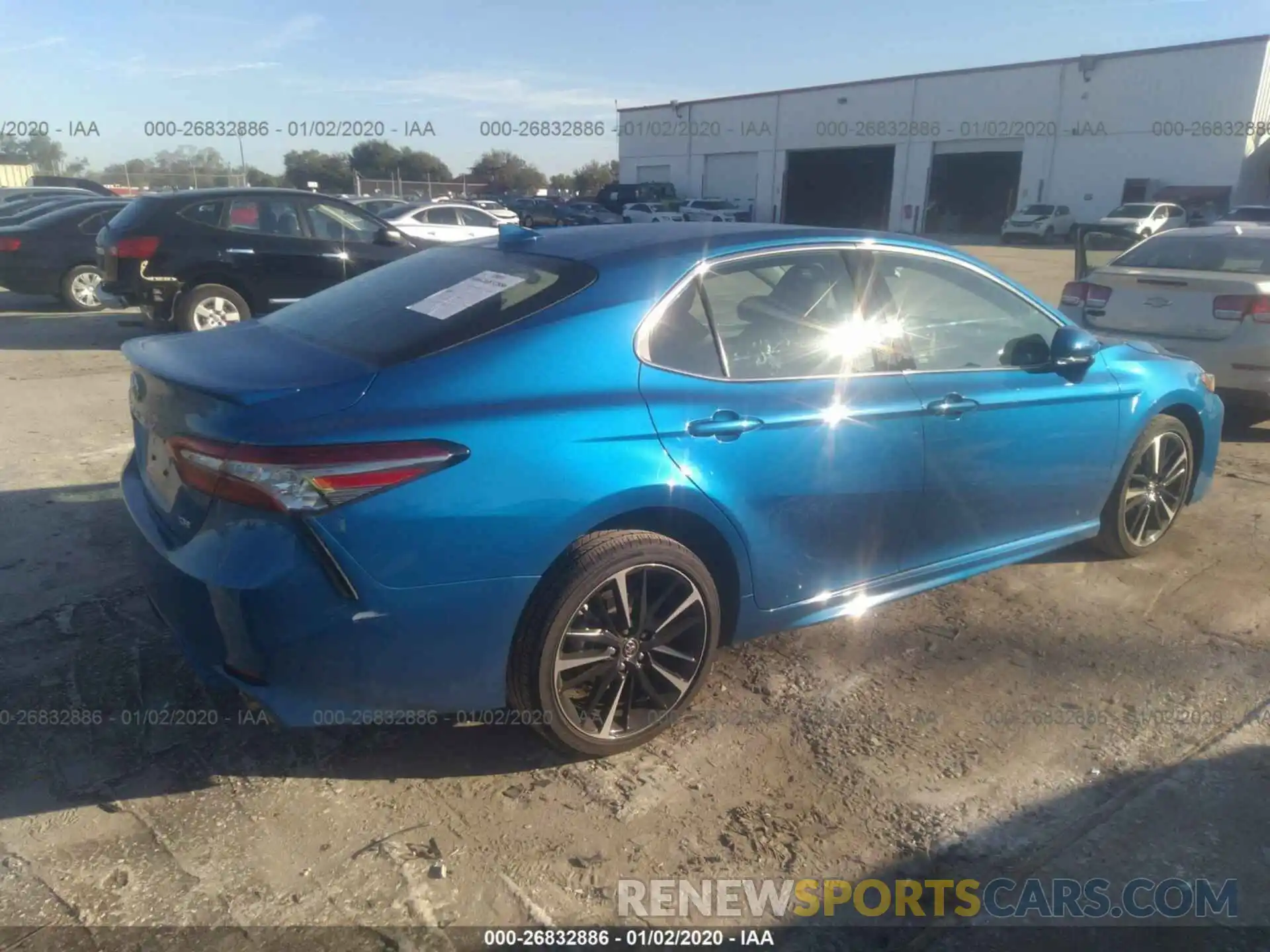 4 Photograph of a damaged car 4T1B61HK7KU212761 TOYOTA CAMRY 2019