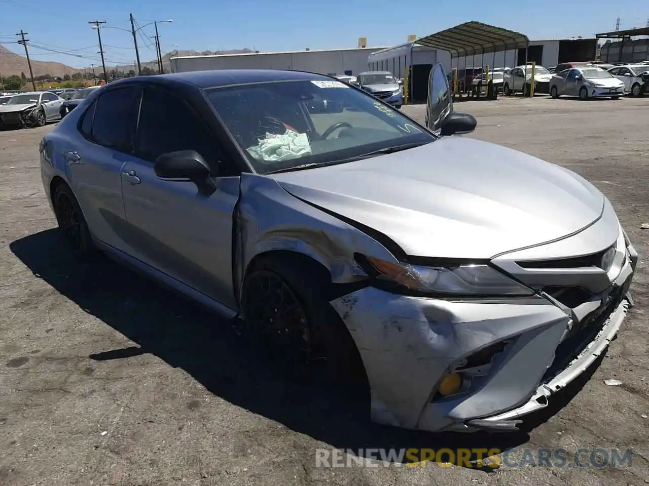 1 Photograph of a damaged car 4T1B61HK7KU227275 TOYOTA CAMRY 2019