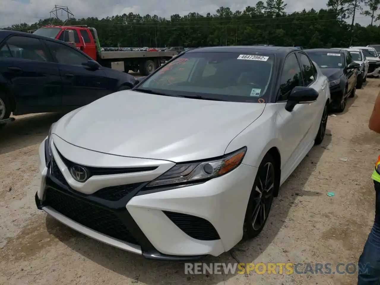 2 Photograph of a damaged car 4T1B61HK7KU229544 TOYOTA CAMRY 2019