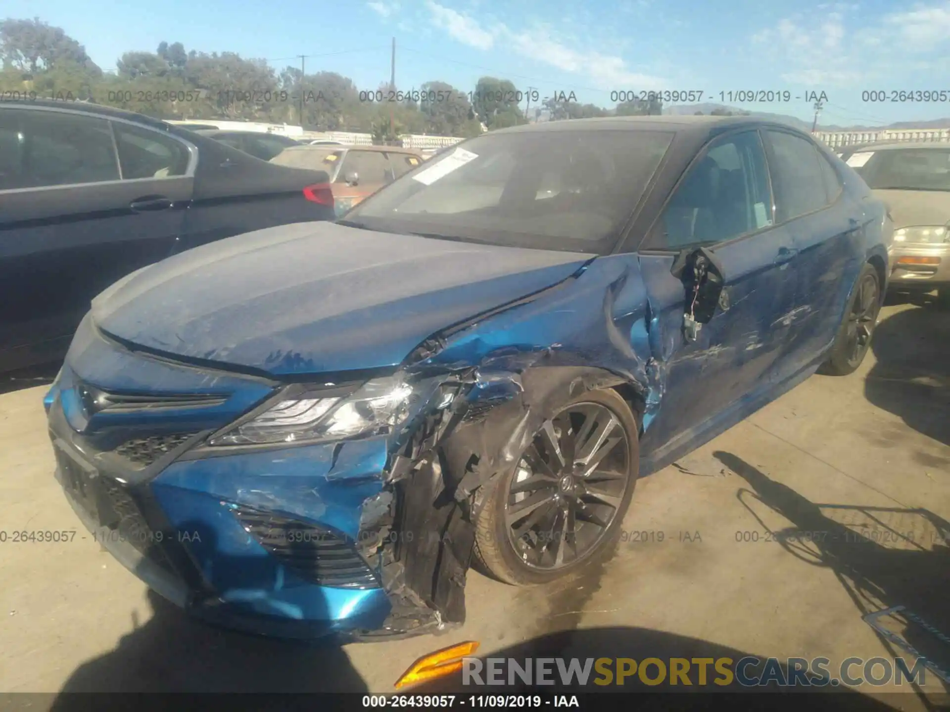 2 Photograph of a damaged car 4T1B61HK7KU231486 TOYOTA CAMRY 2019