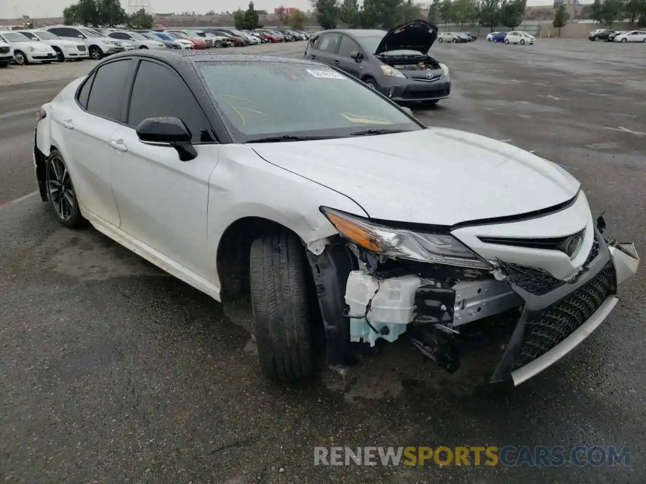 1 Photograph of a damaged car 4T1B61HK7KU232735 TOYOTA CAMRY 2019