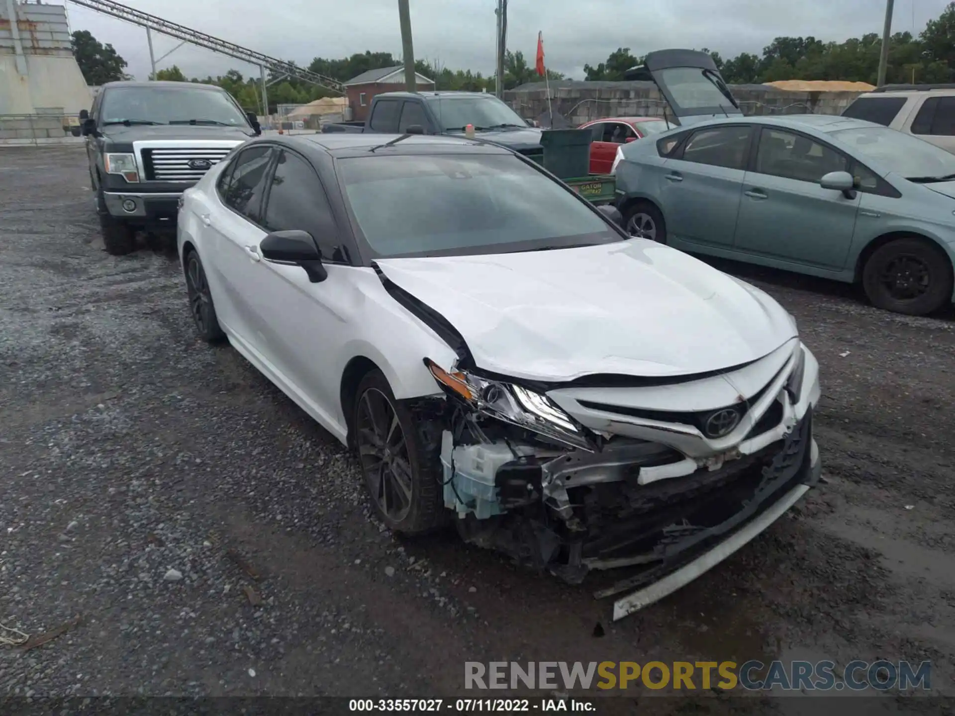 1 Photograph of a damaged car 4T1B61HK7KU234968 TOYOTA CAMRY 2019