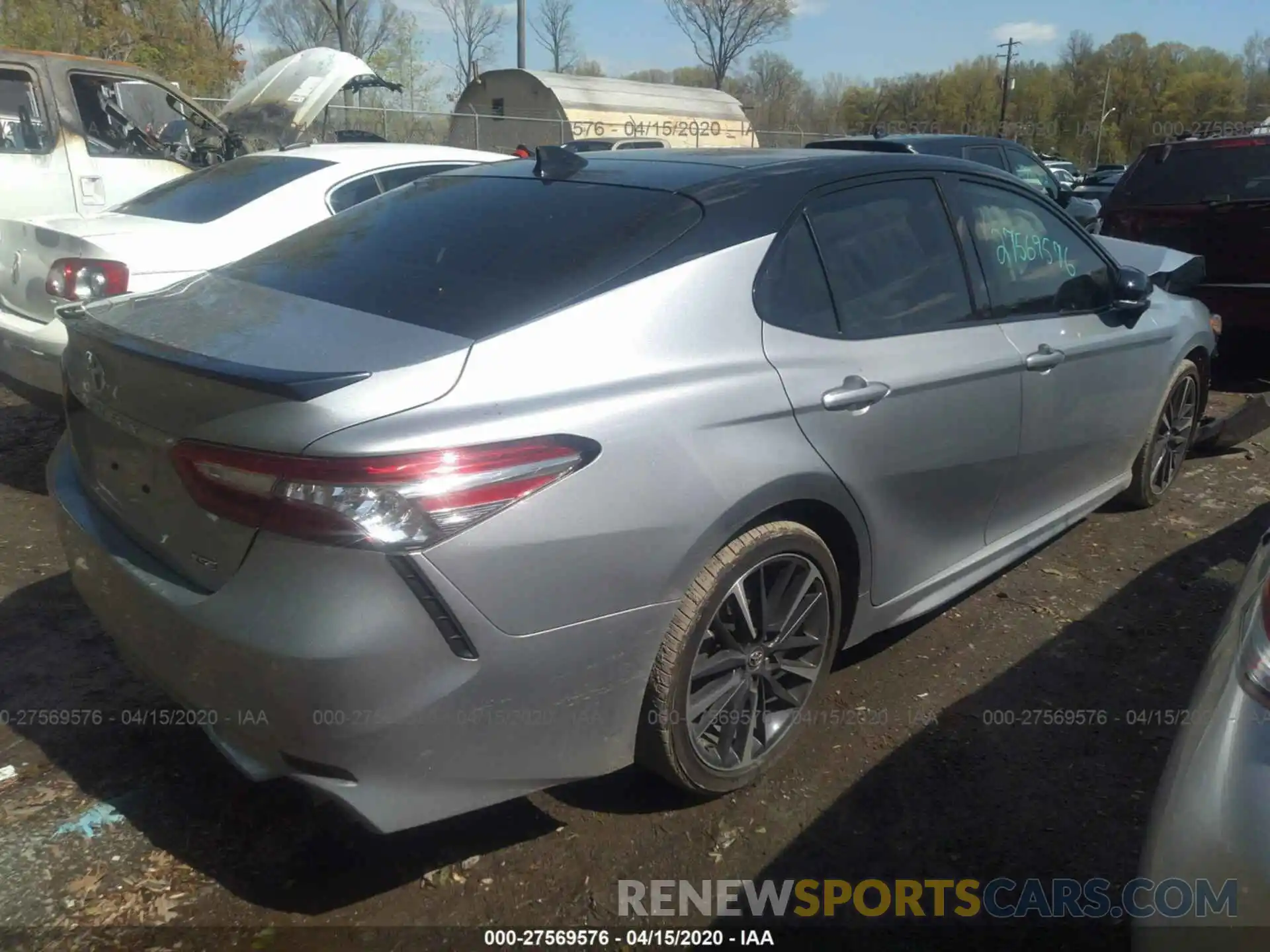 4 Photograph of a damaged car 4T1B61HK7KU239474 TOYOTA CAMRY 2019