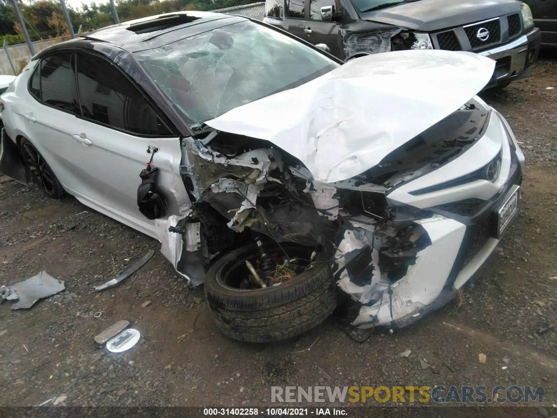 6 Photograph of a damaged car 4T1B61HK7KU255481 TOYOTA CAMRY 2019