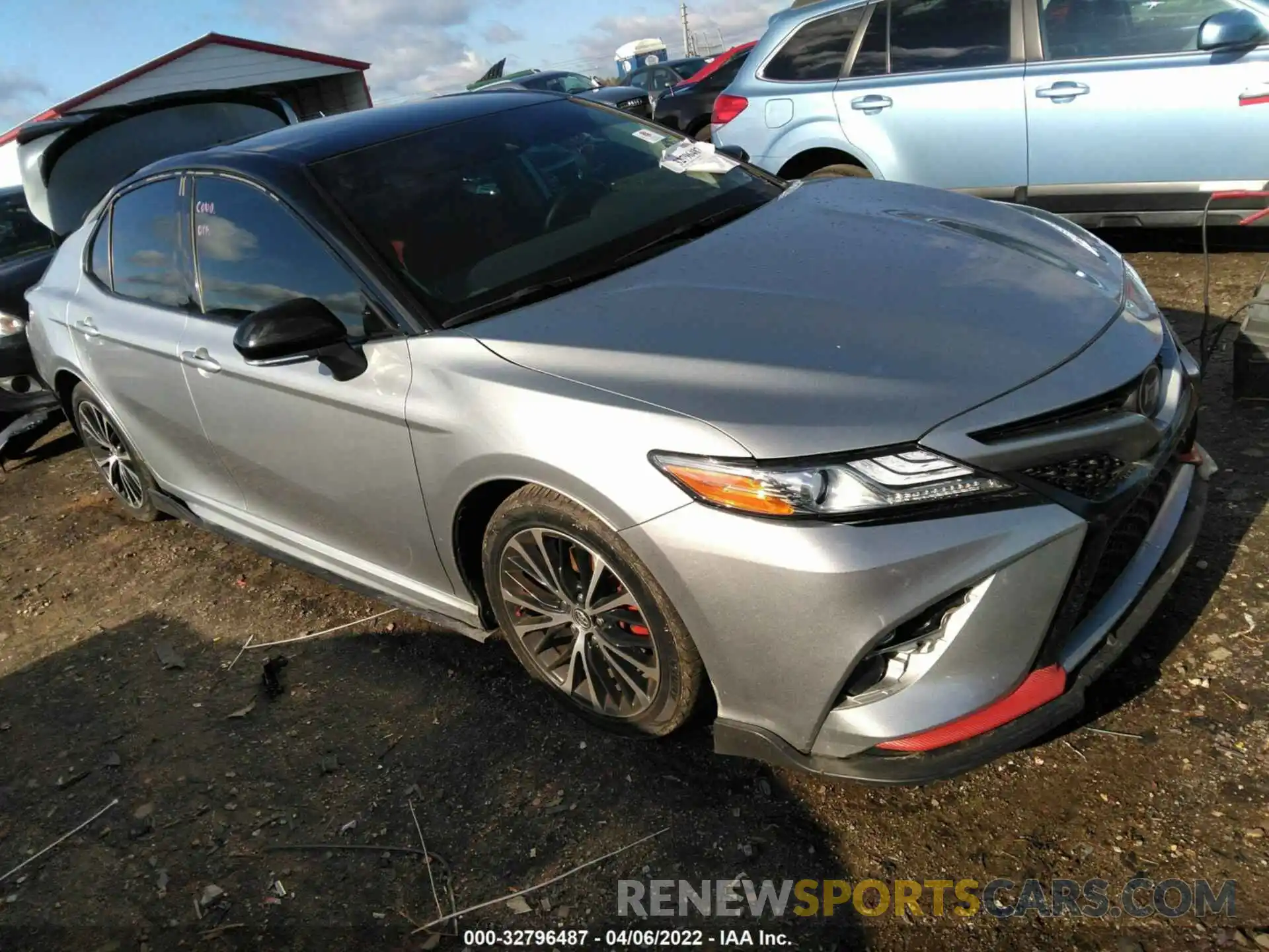 1 Photograph of a damaged car 4T1B61HK7KU259286 TOYOTA CAMRY 2019