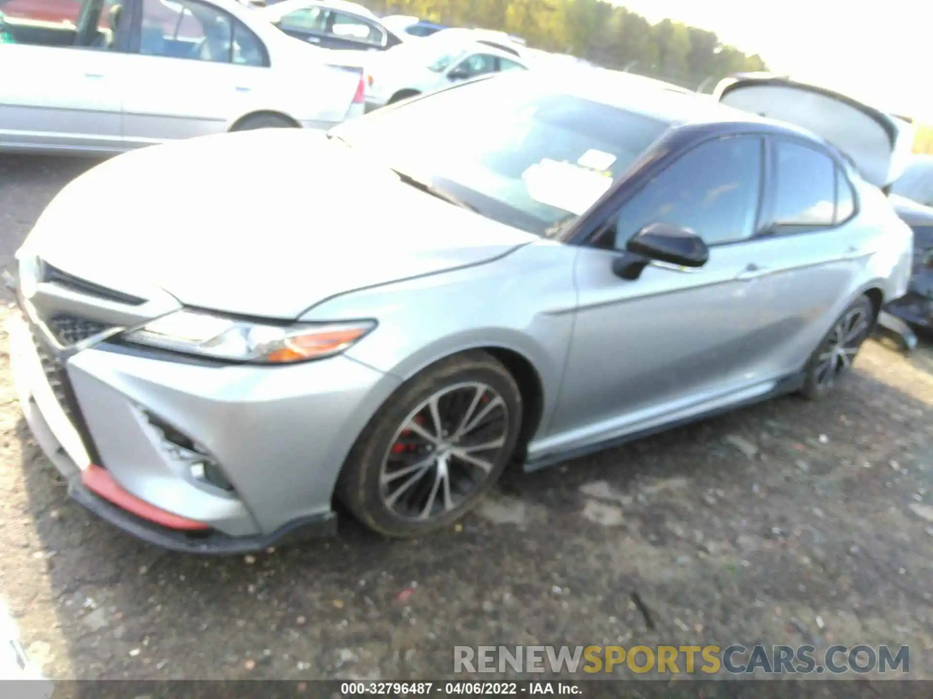 2 Photograph of a damaged car 4T1B61HK7KU259286 TOYOTA CAMRY 2019