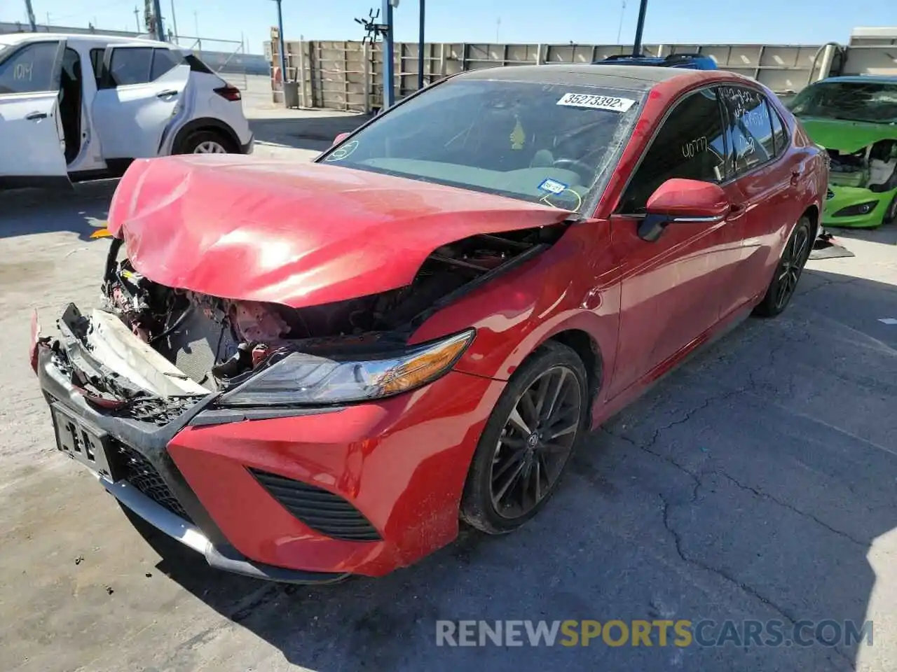 2 Photograph of a damaged car 4T1B61HK7KU271325 TOYOTA CAMRY 2019