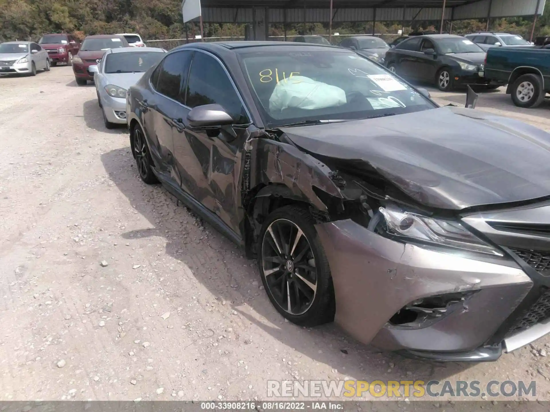 6 Photograph of a damaged car 4T1B61HK7KU276542 TOYOTA CAMRY 2019