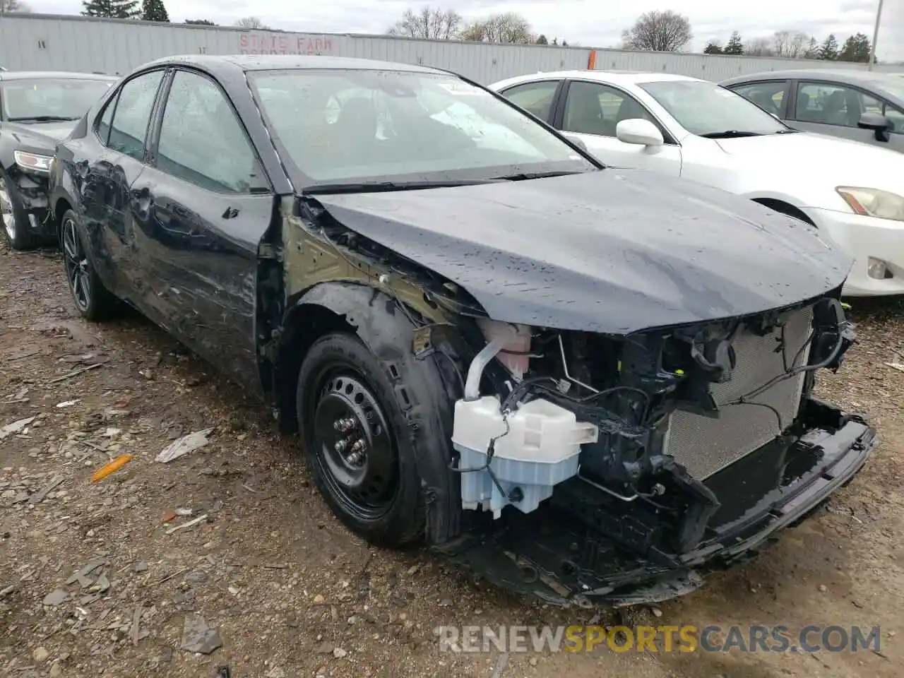 1 Photograph of a damaged car 4T1B61HK7KU276735 TOYOTA CAMRY 2019