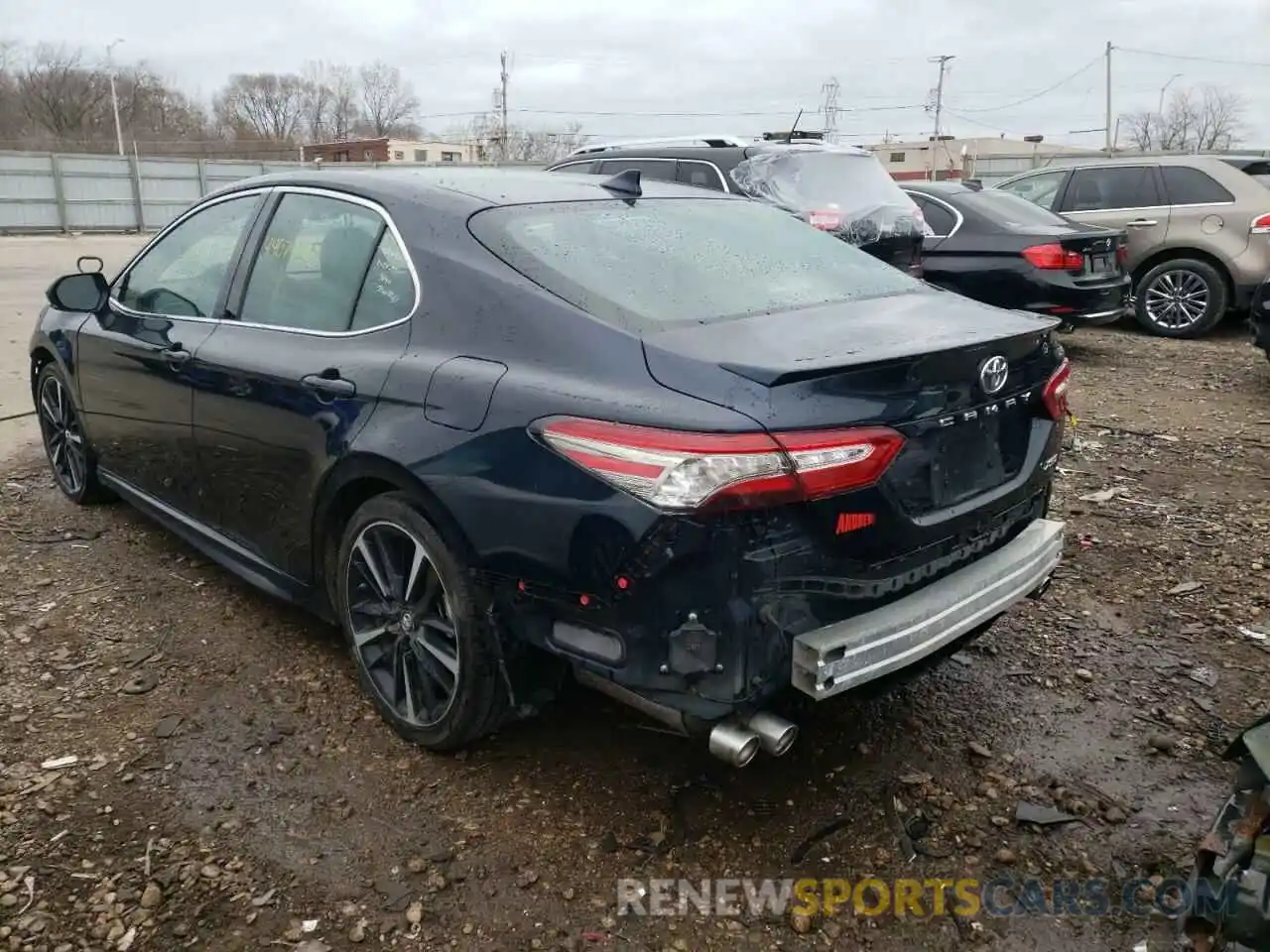 3 Photograph of a damaged car 4T1B61HK7KU276735 TOYOTA CAMRY 2019