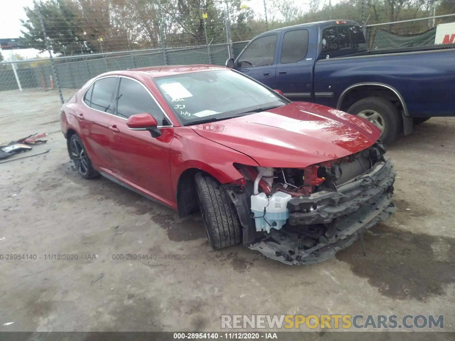 1 Photograph of a damaged car 4T1B61HK7KU295575 TOYOTA CAMRY 2019