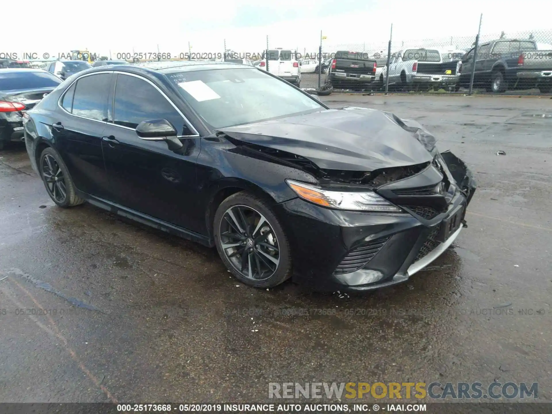 1 Photograph of a damaged car 4T1B61HK7KU698939 TOYOTA CAMRY 2019